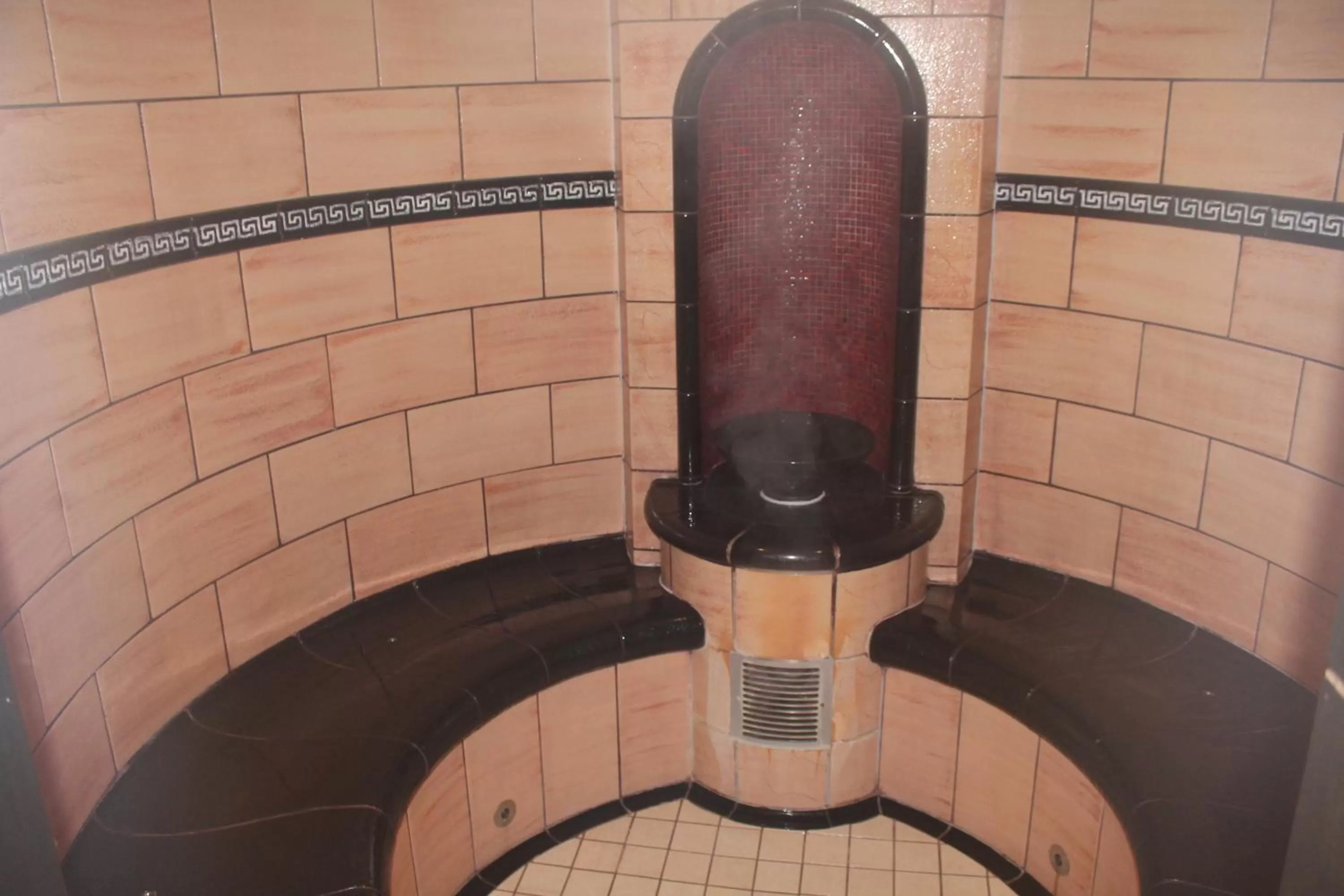 Steam room in Hotel Balneolum Superior