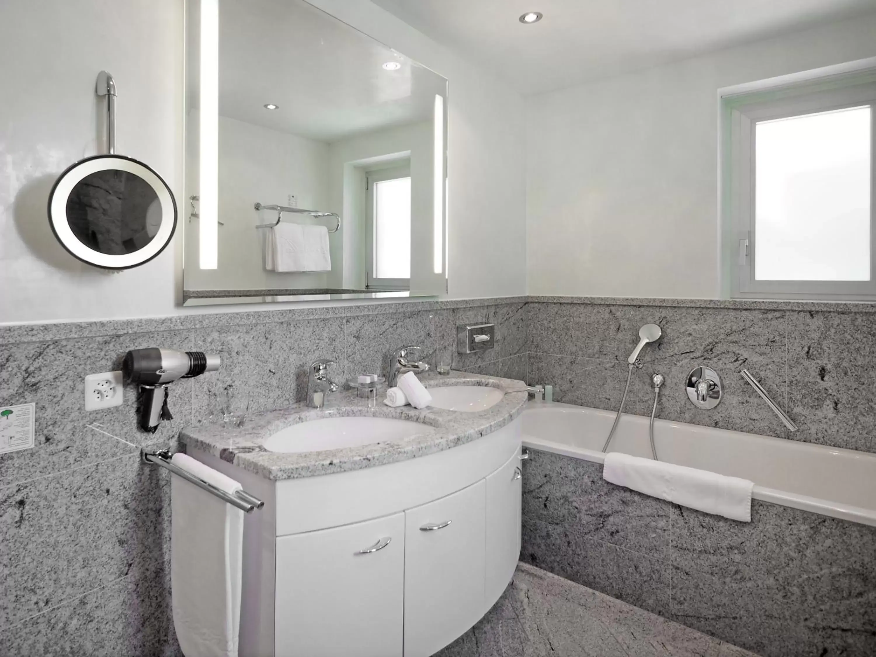 Decorative detail, Bathroom in Hotel Ascovilla Charming Hideway