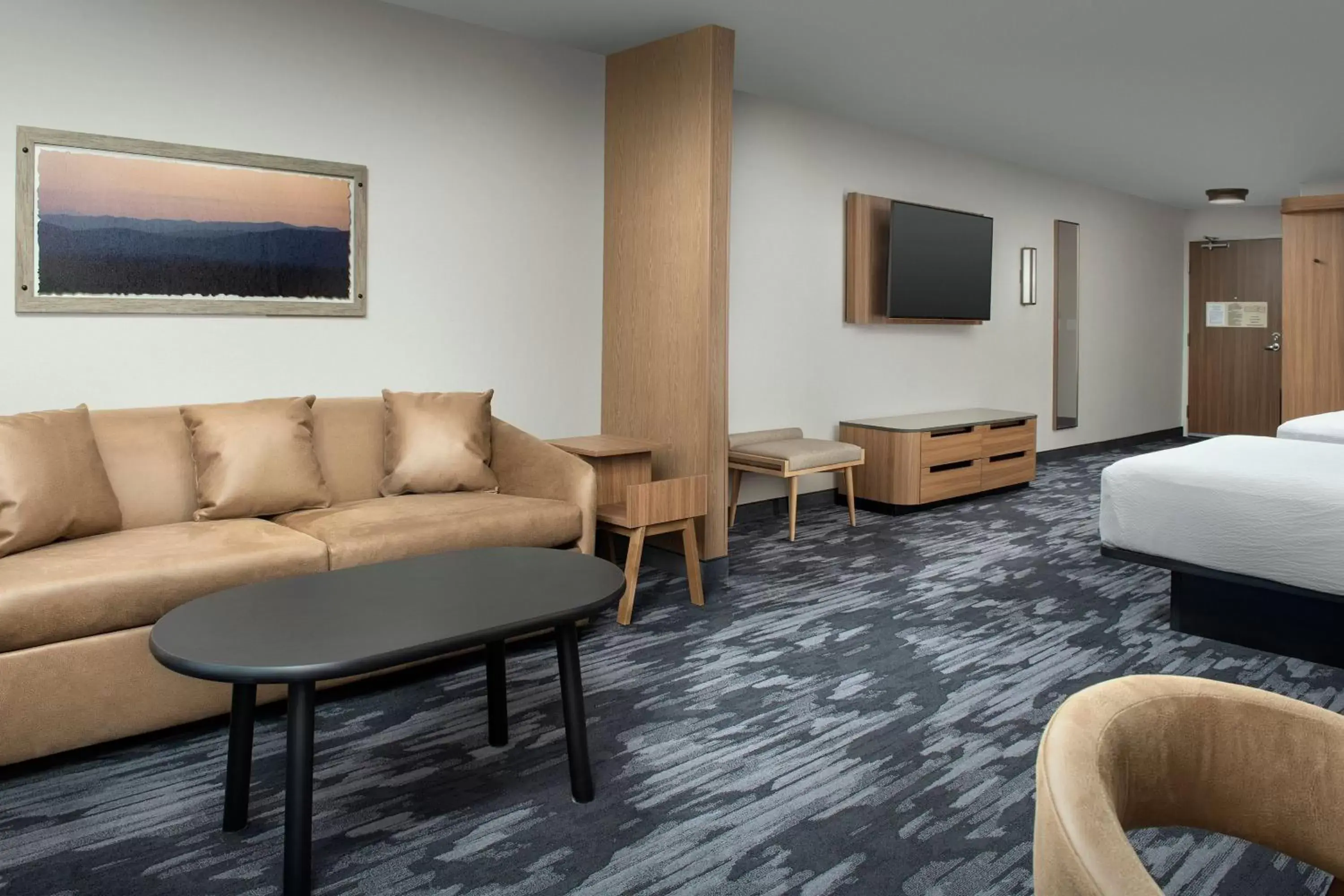 Photo of the whole room, Seating Area in Fairfield Inn & Suites by Marriott Appleton