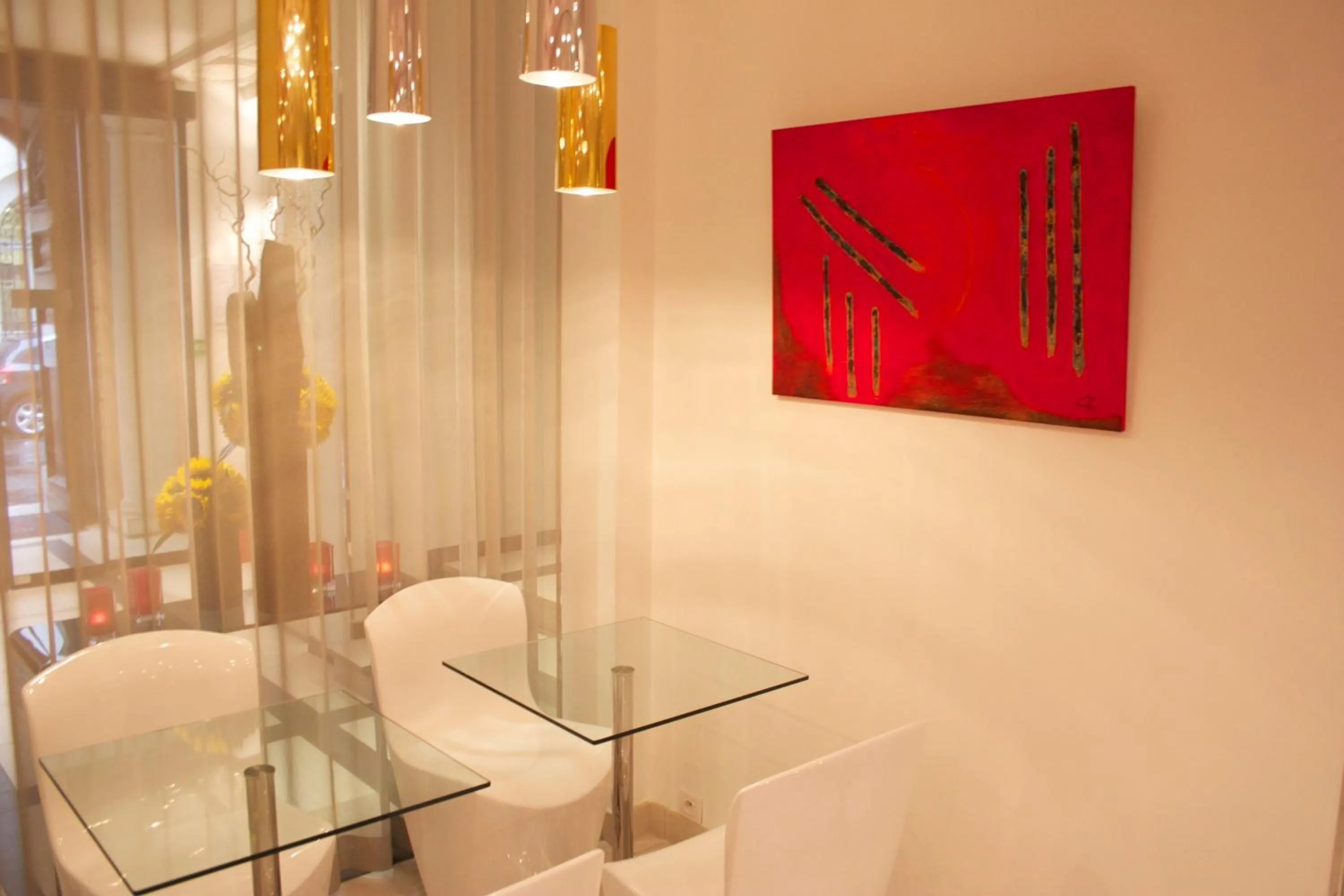 Restaurant/places to eat in Villathena