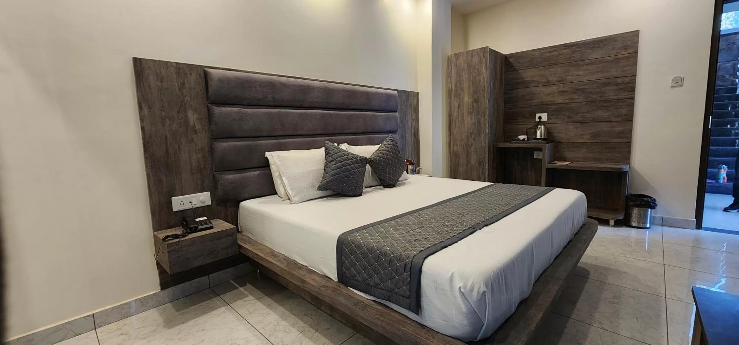 Bed in Hotel The Vaishvik