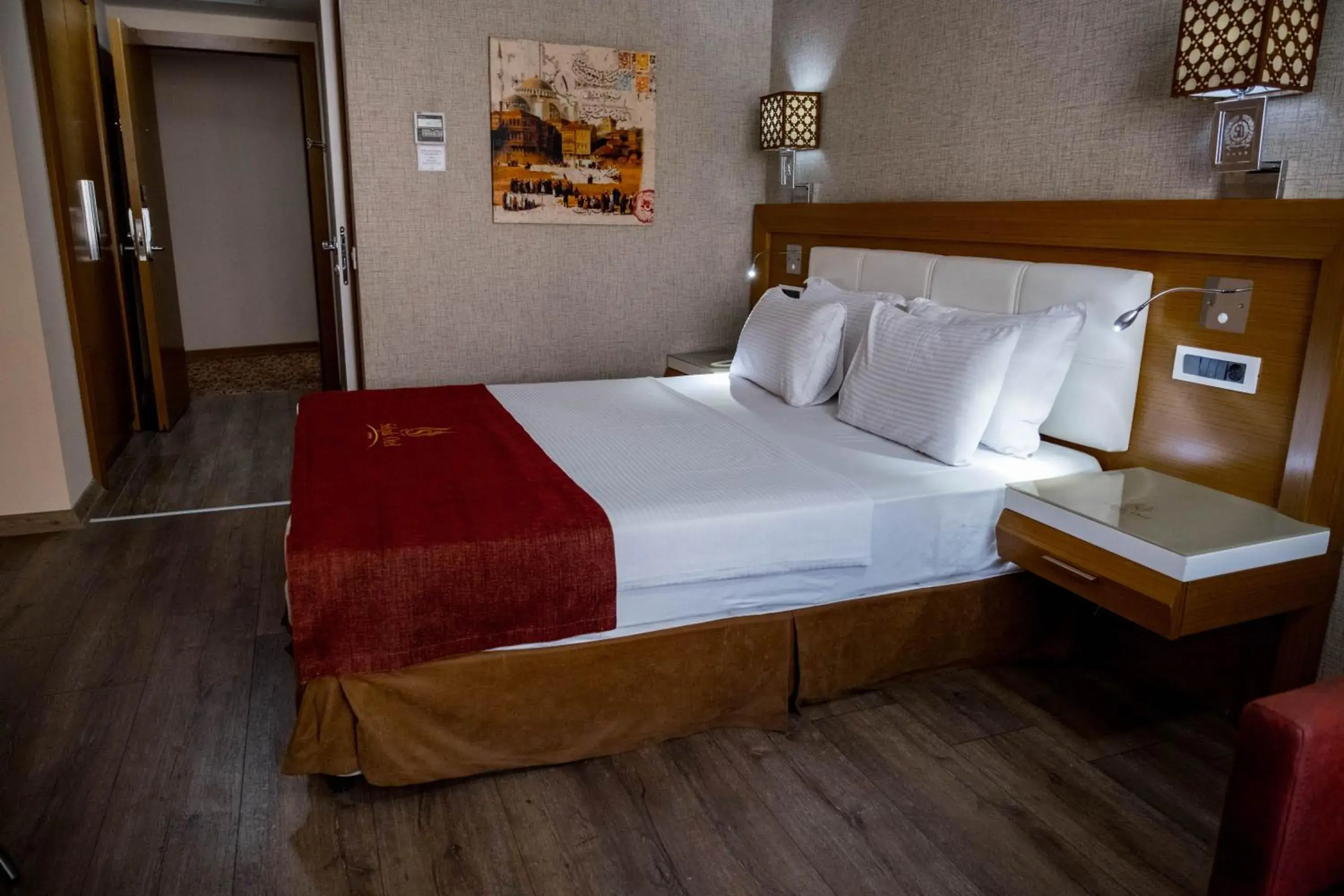 Bed in Selcuk Hotel Sems-i Tebrizi