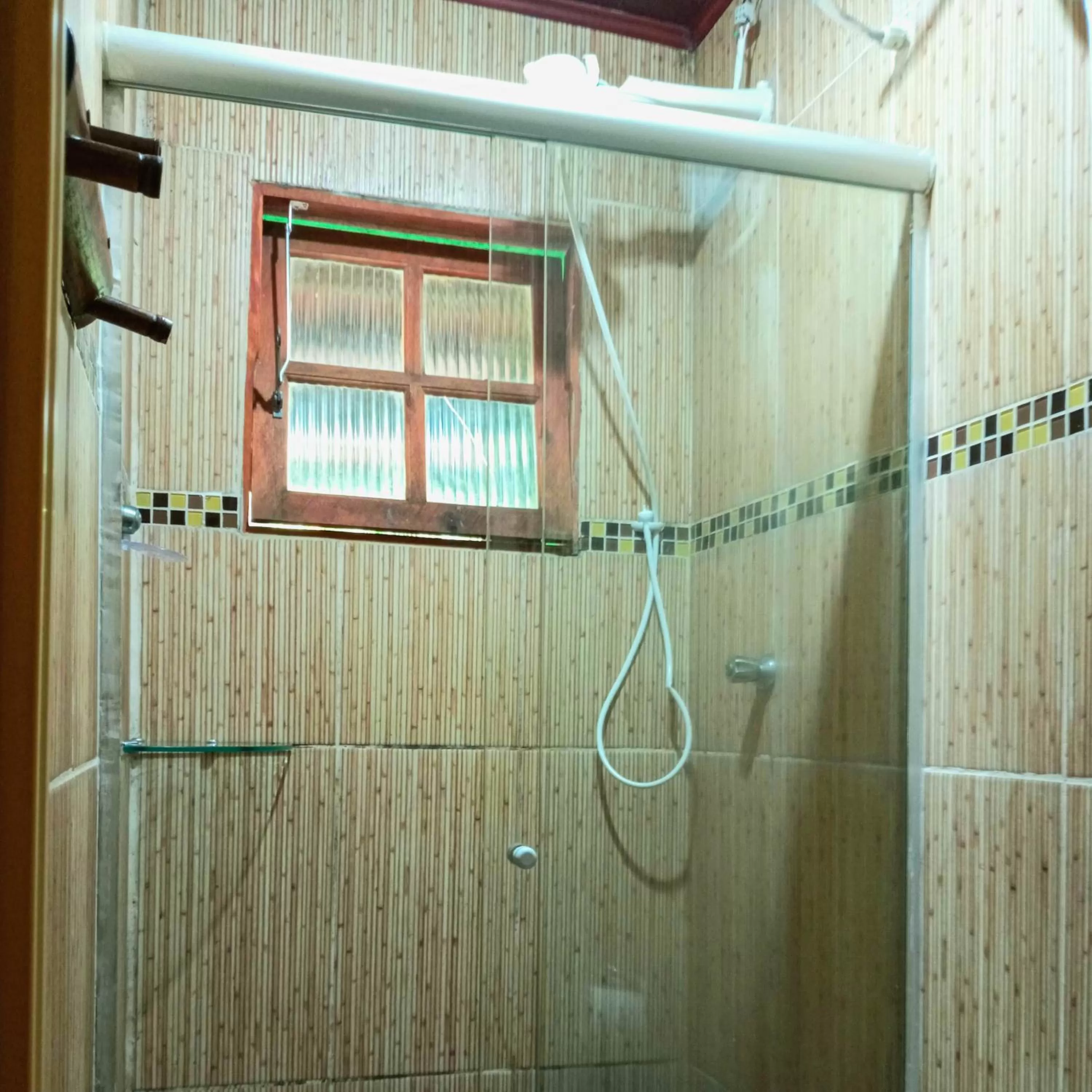 Toilet in Pousada e Hostel Marthi