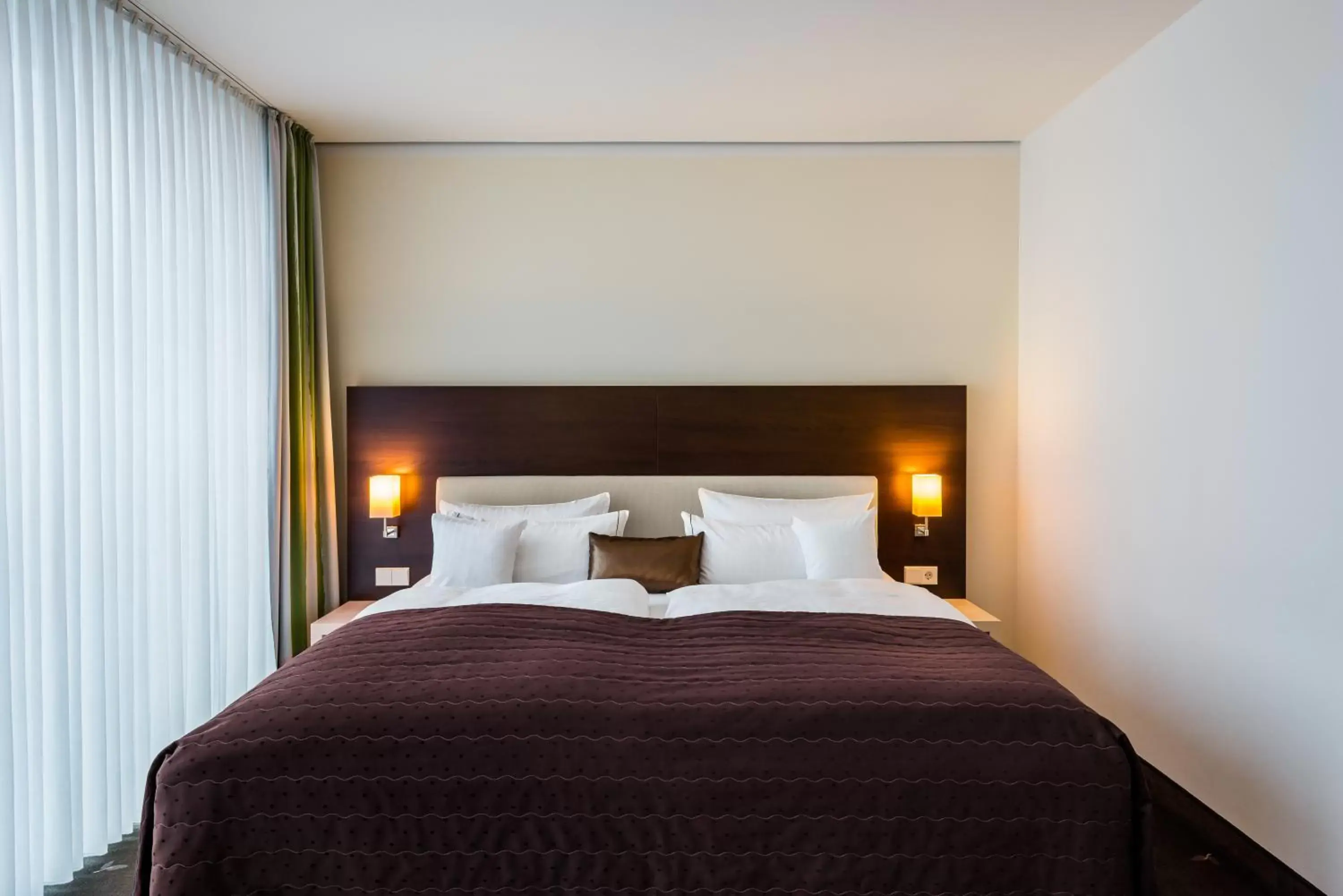 Bedroom, Bed in Hotel Esplanade Dortmund