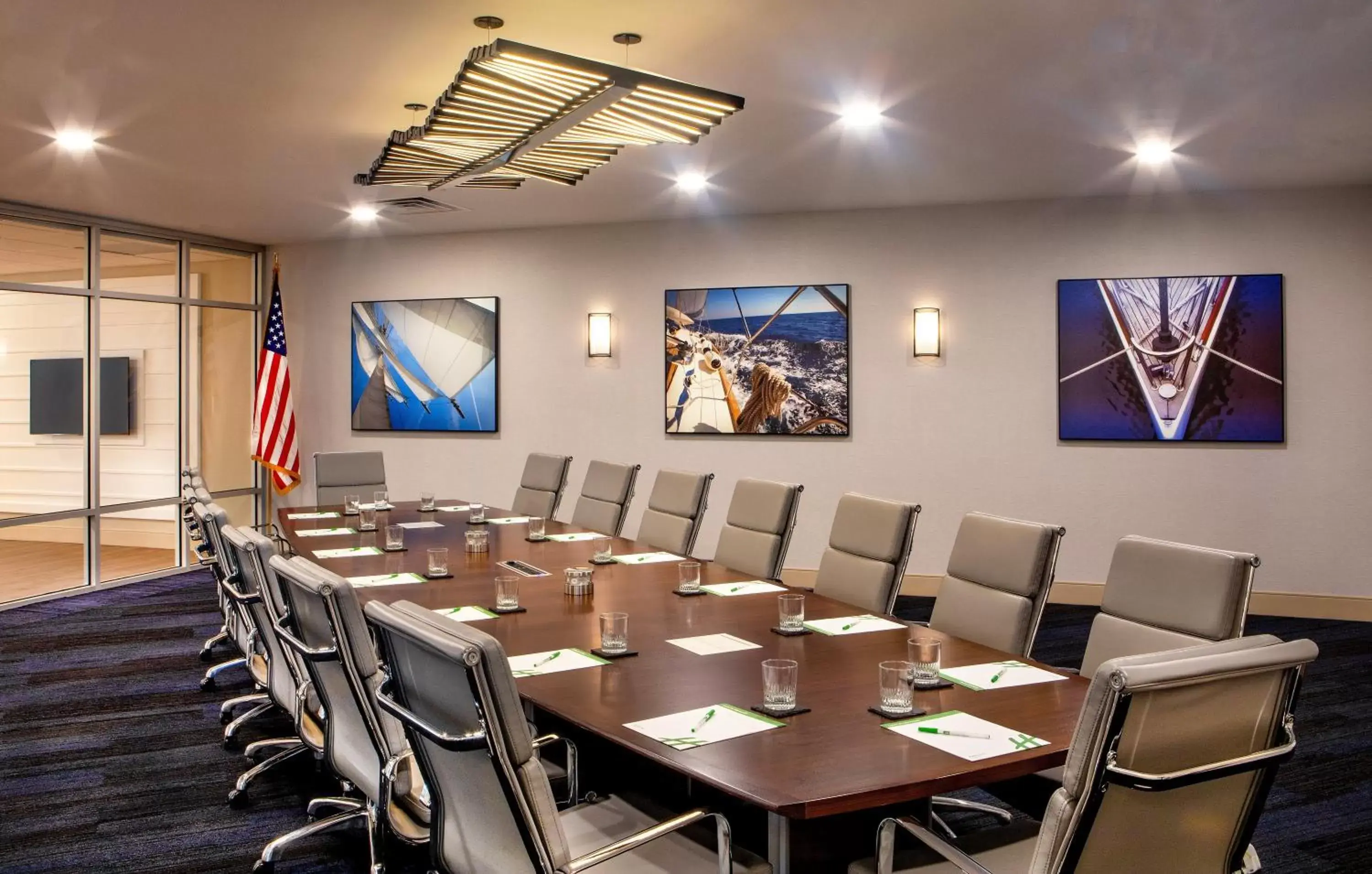 Meeting/conference room in Holiday Inn Newport News - Hampton, an IHG Hotel