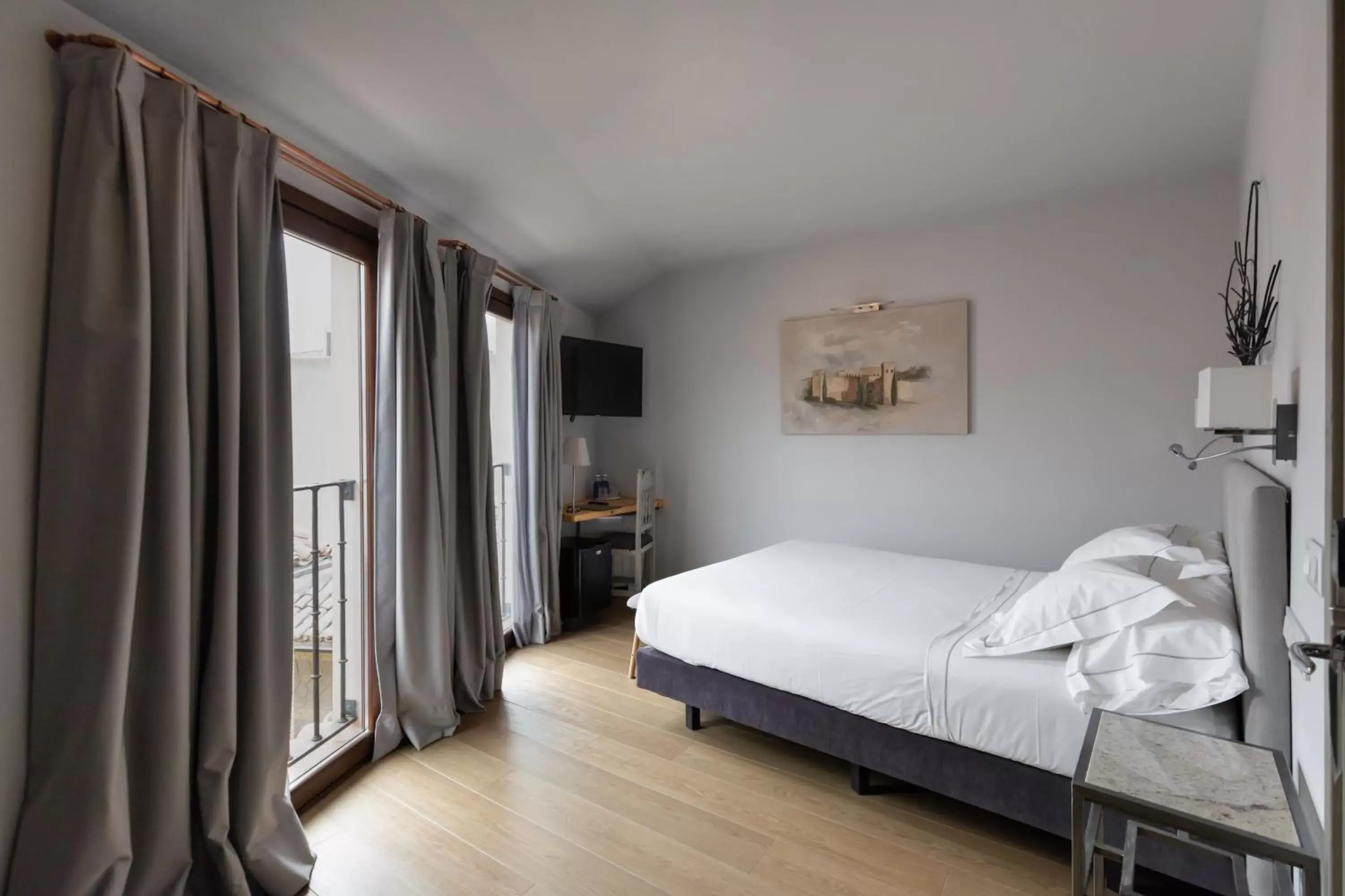TV and multimedia, Bed in Hospedium Hotel Posada de la Silleria