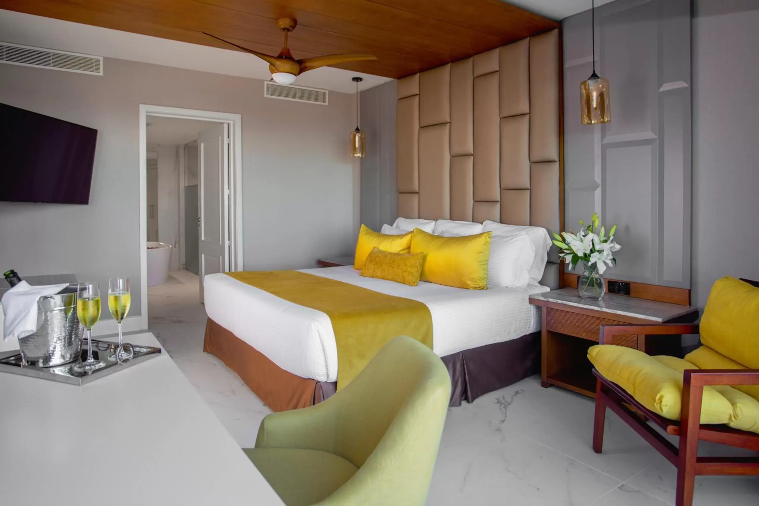 Bedroom, Bed in Secrets Royal Beach Punta Cana - Adults Only - All Inclusive Bedroom, Bed in Secrets Royal Beach Punta Cana - Adults Only - All Inclusive