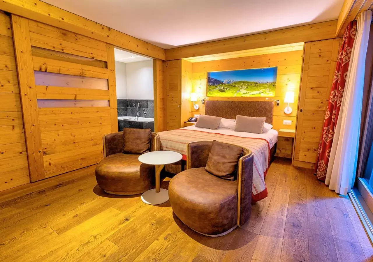 Photo of the whole room in Nendaz 4 Vallées & SPA 4* Superior