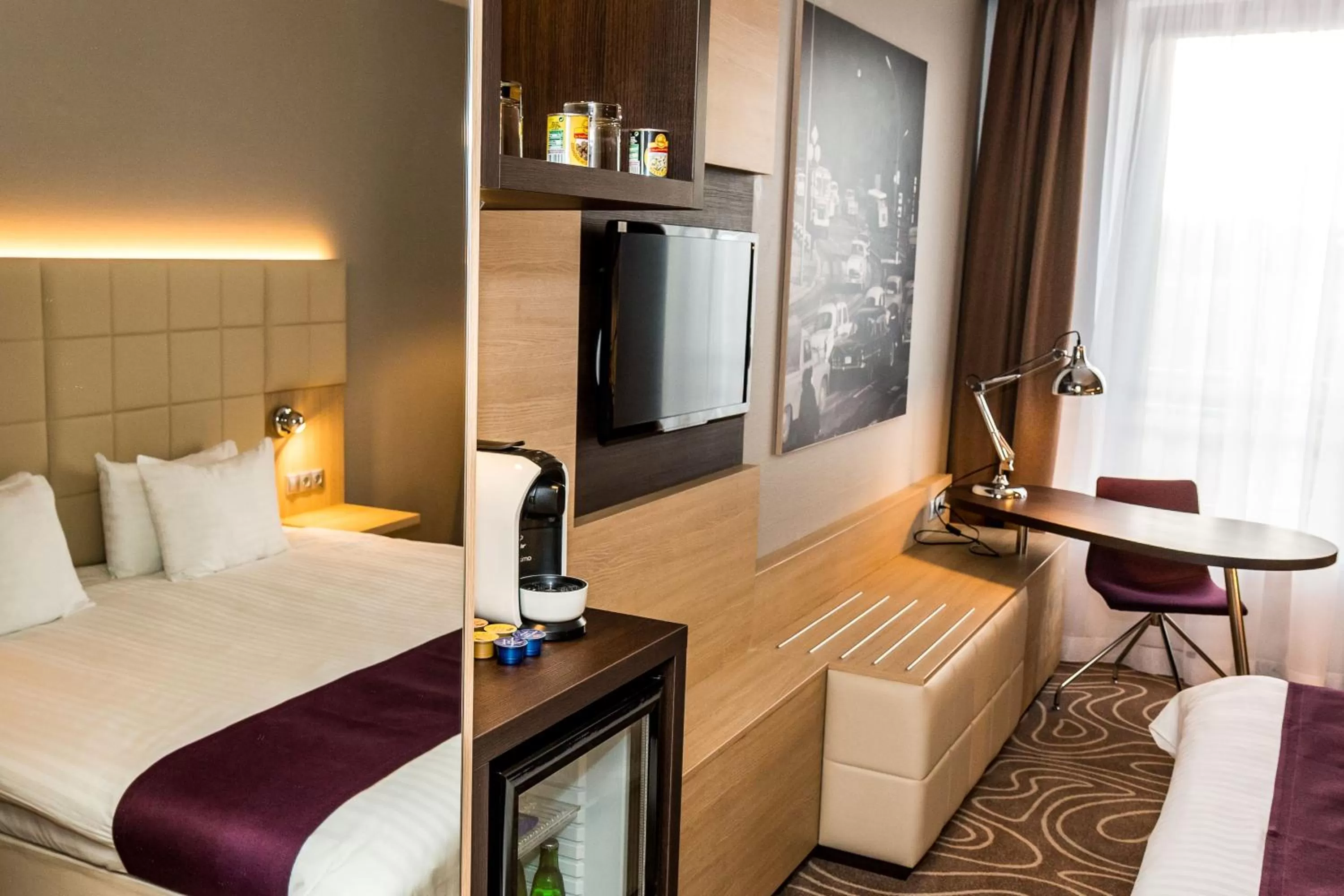 Bedroom, Bed in Holiday Inn Budapest-Budaörs by IHG