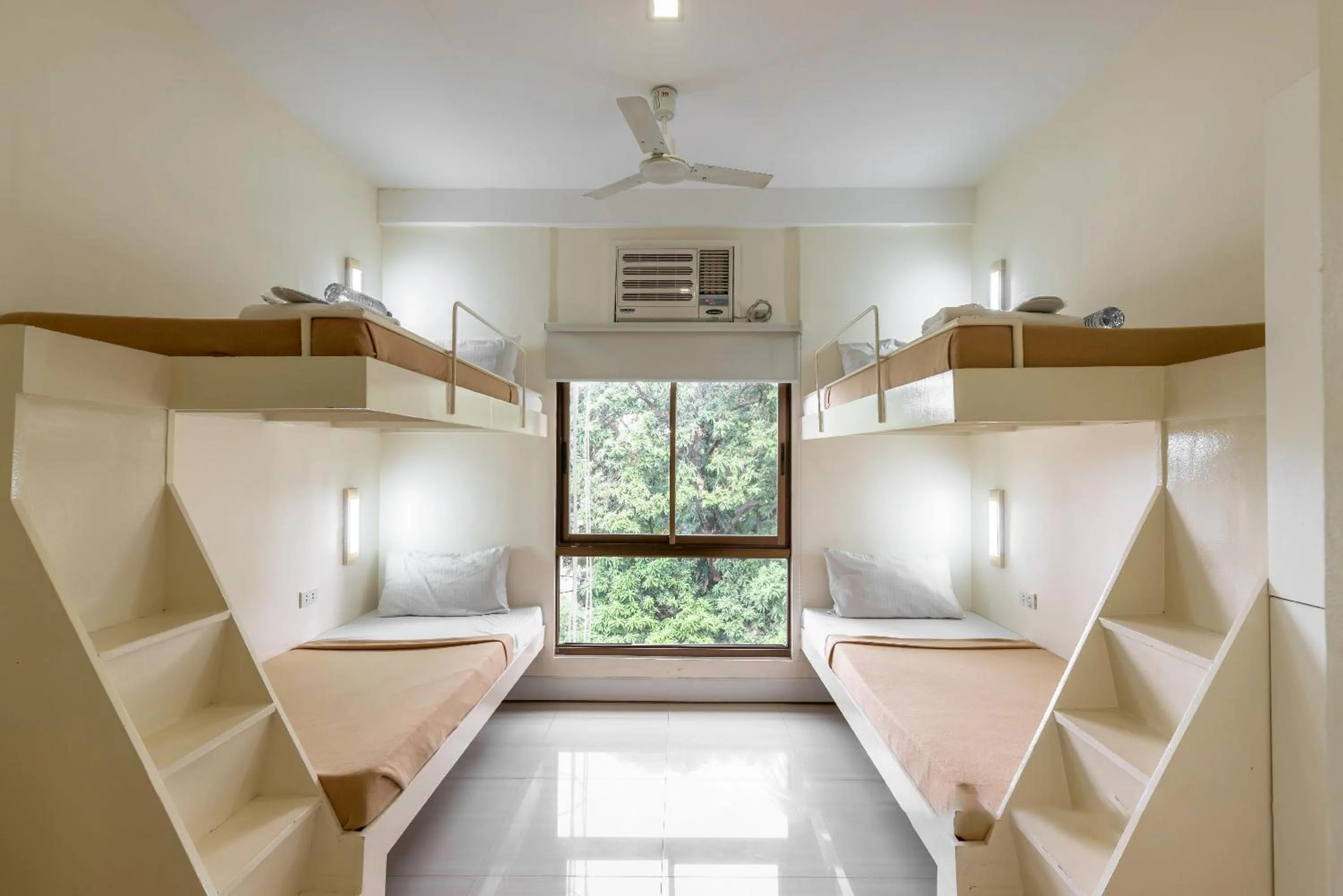 bunk bed, Bed in Selah Garden Hotel Manila