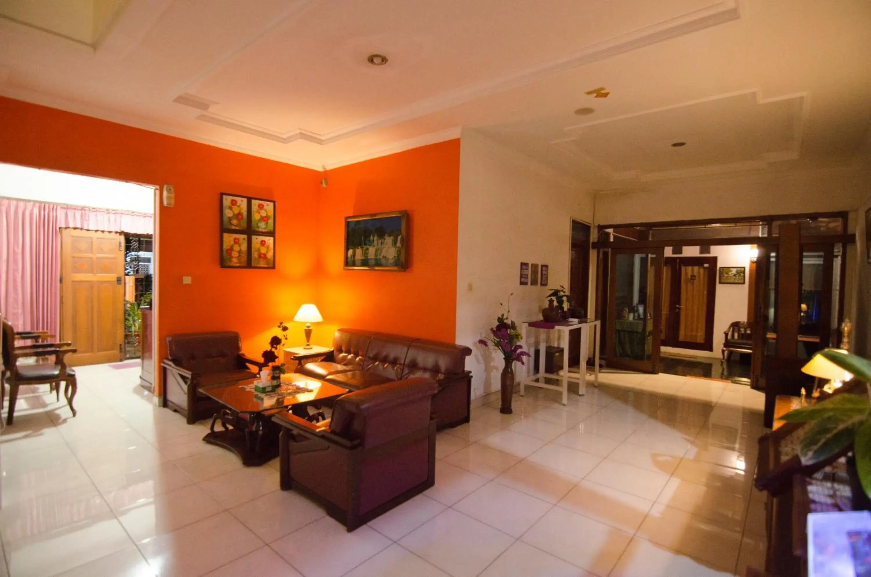 Area and facilities, Lobby/Reception in Fora Guest House Taman Lingkar