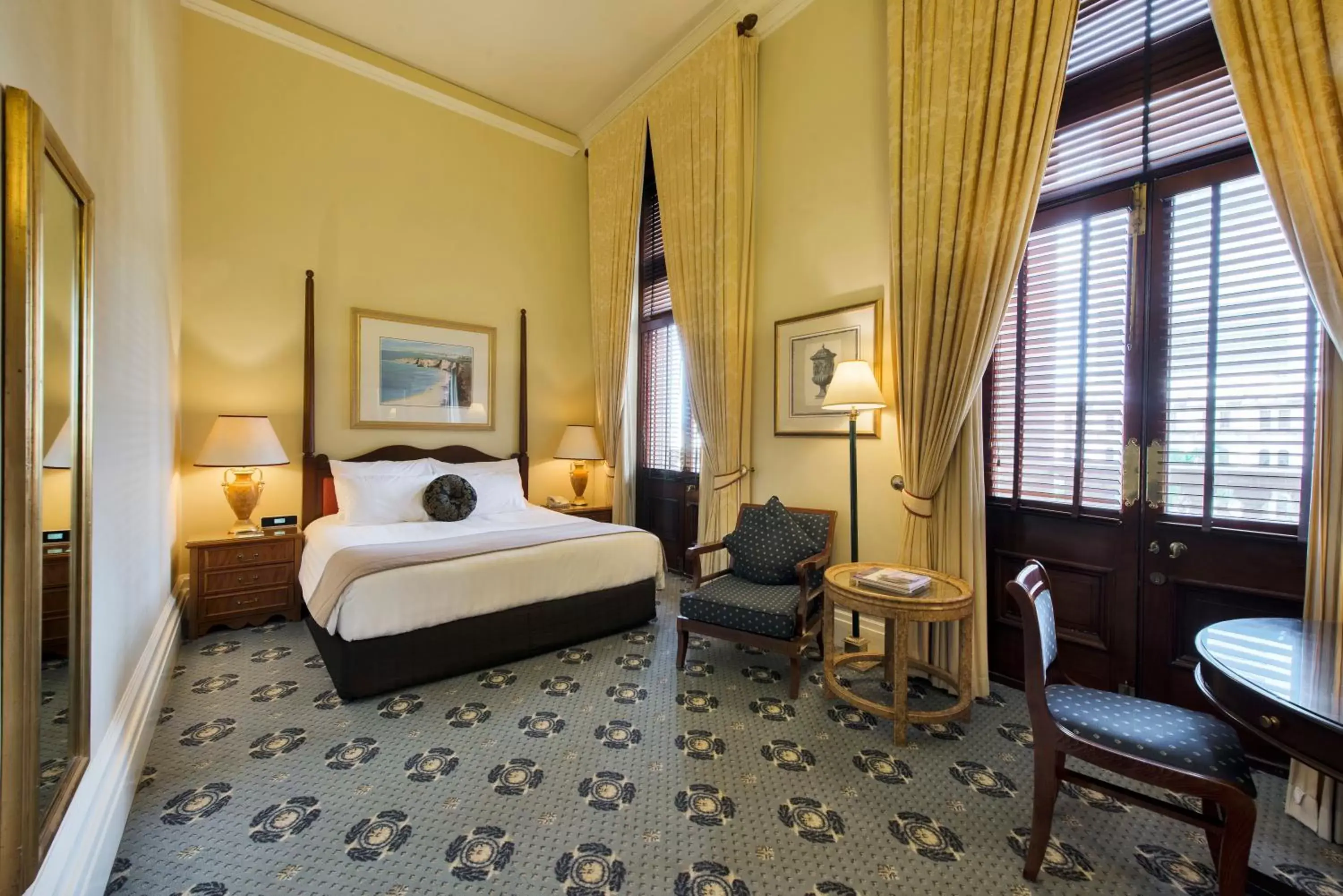 TV and multimedia, Bed in Treasury Brisbane TV and multimedia, Bed in Treasury Brisbane