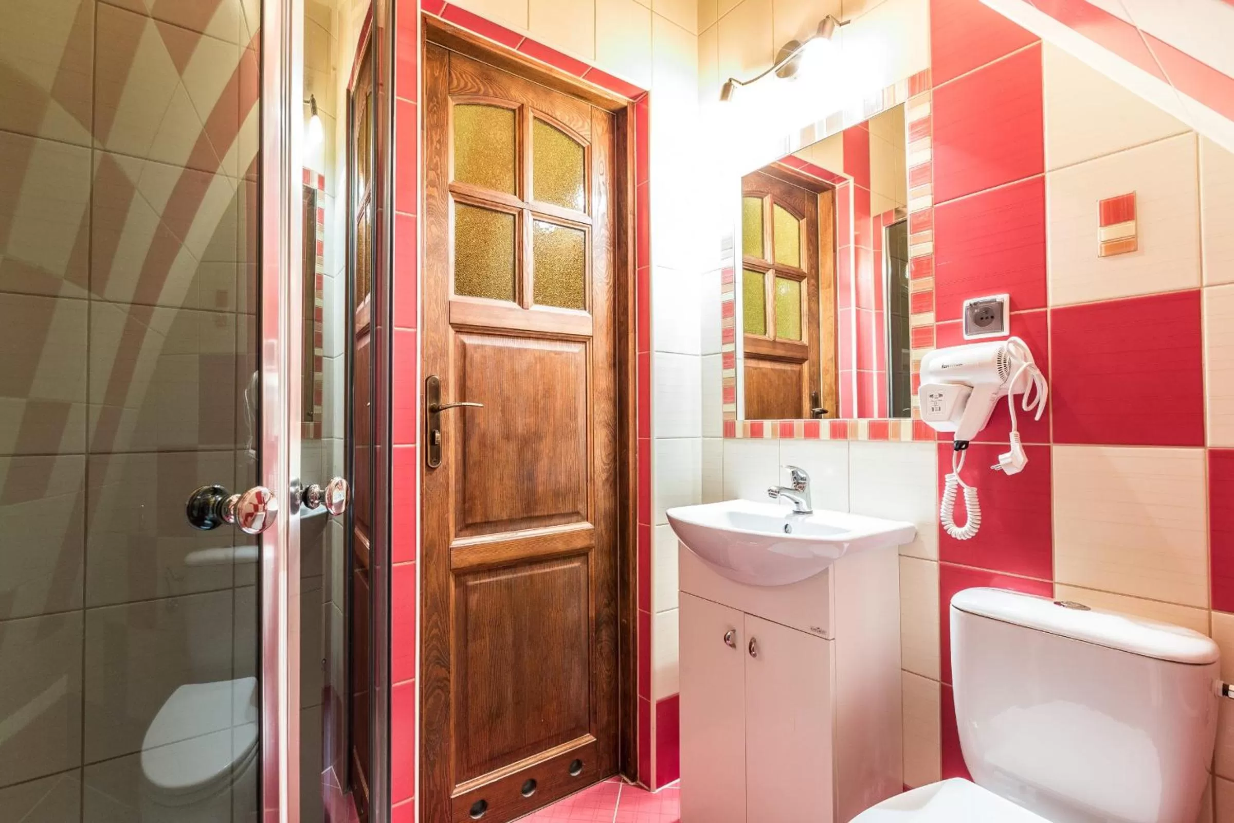 Bathroom in Willa Baciarka-basen, sauny i jacuzzi