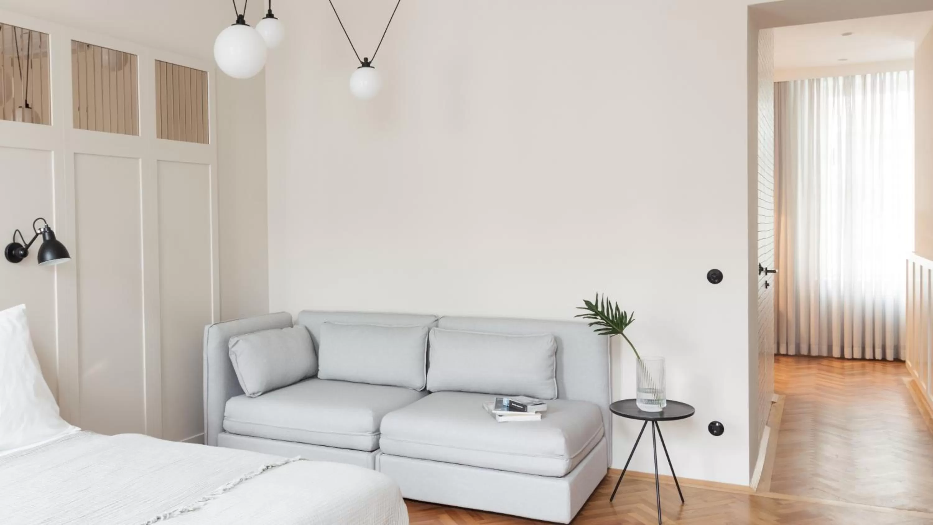 Decorative detail, Bed in Hotel Zipser