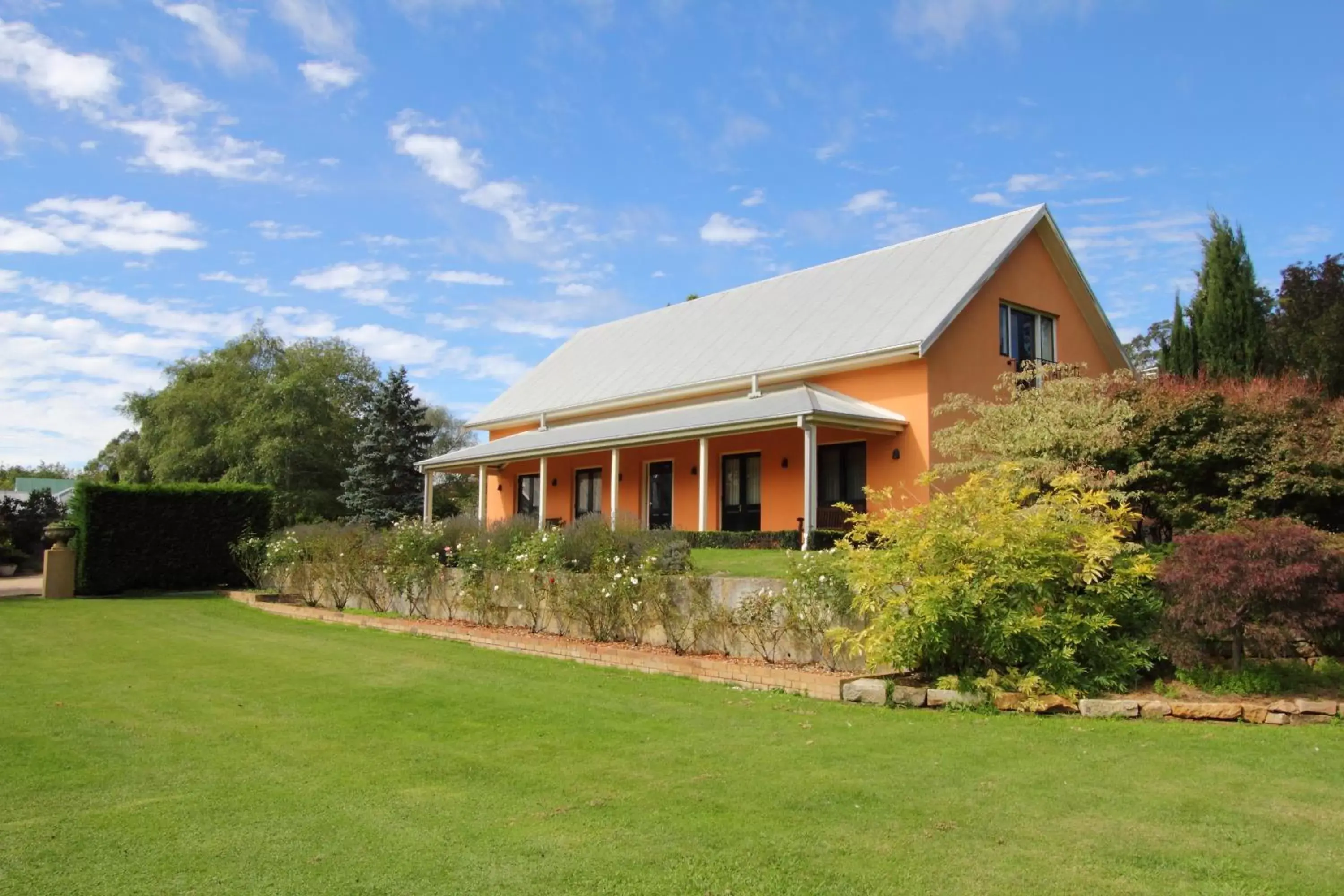 Property Building in Fitzroy Inn Historic Retreat Mittagong