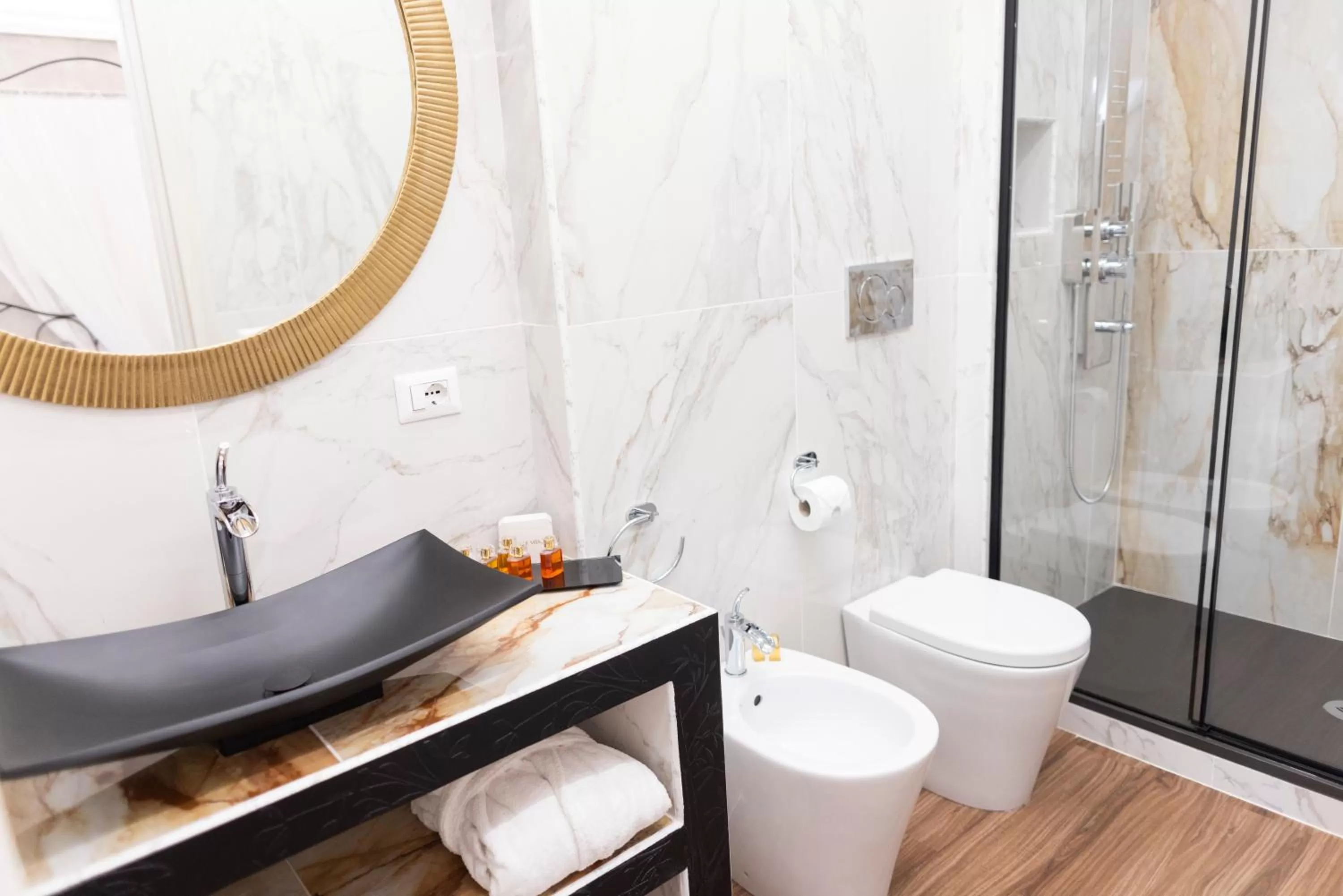 Shower in B&B i MORI