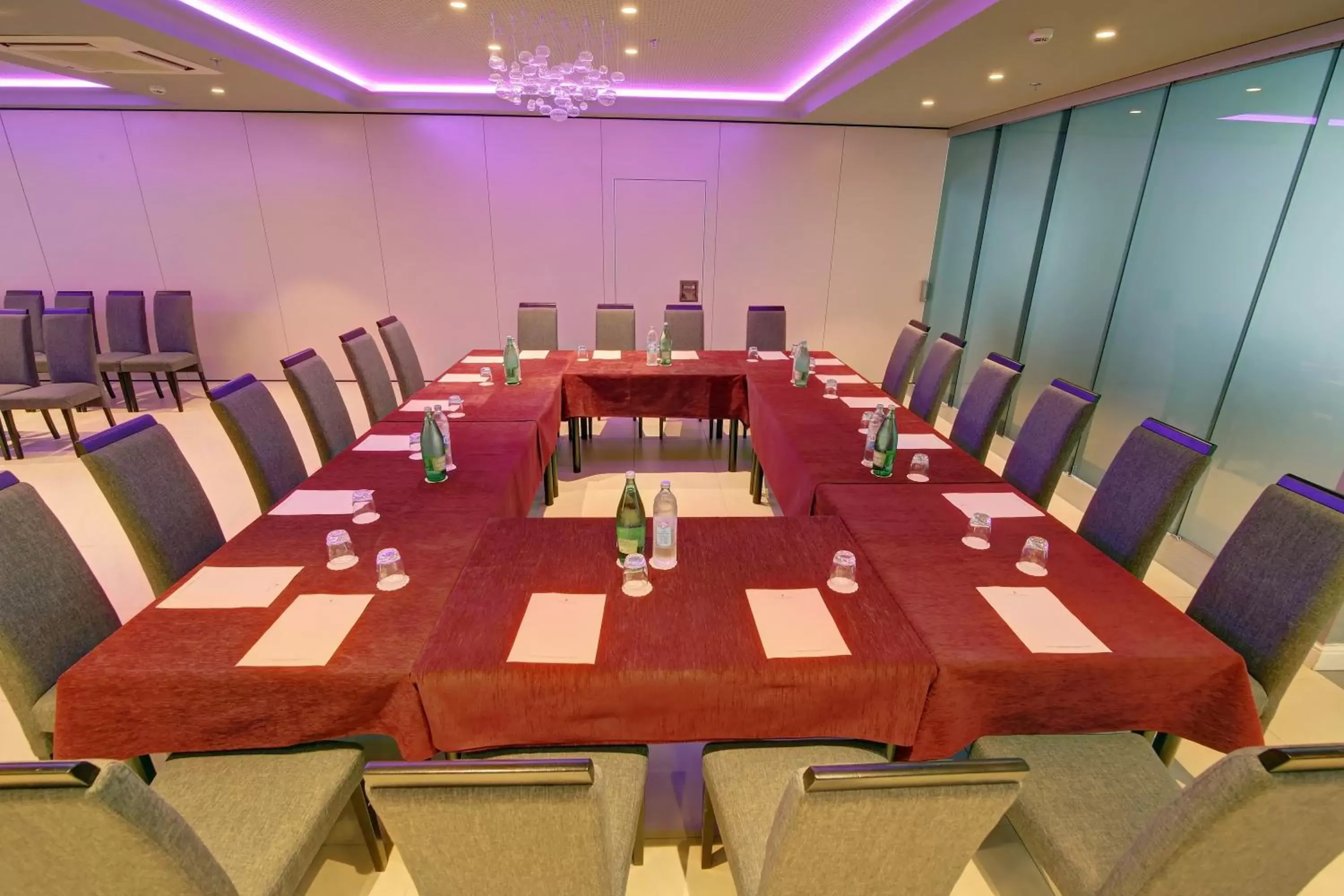 Meeting/conference room in Hotel Lero