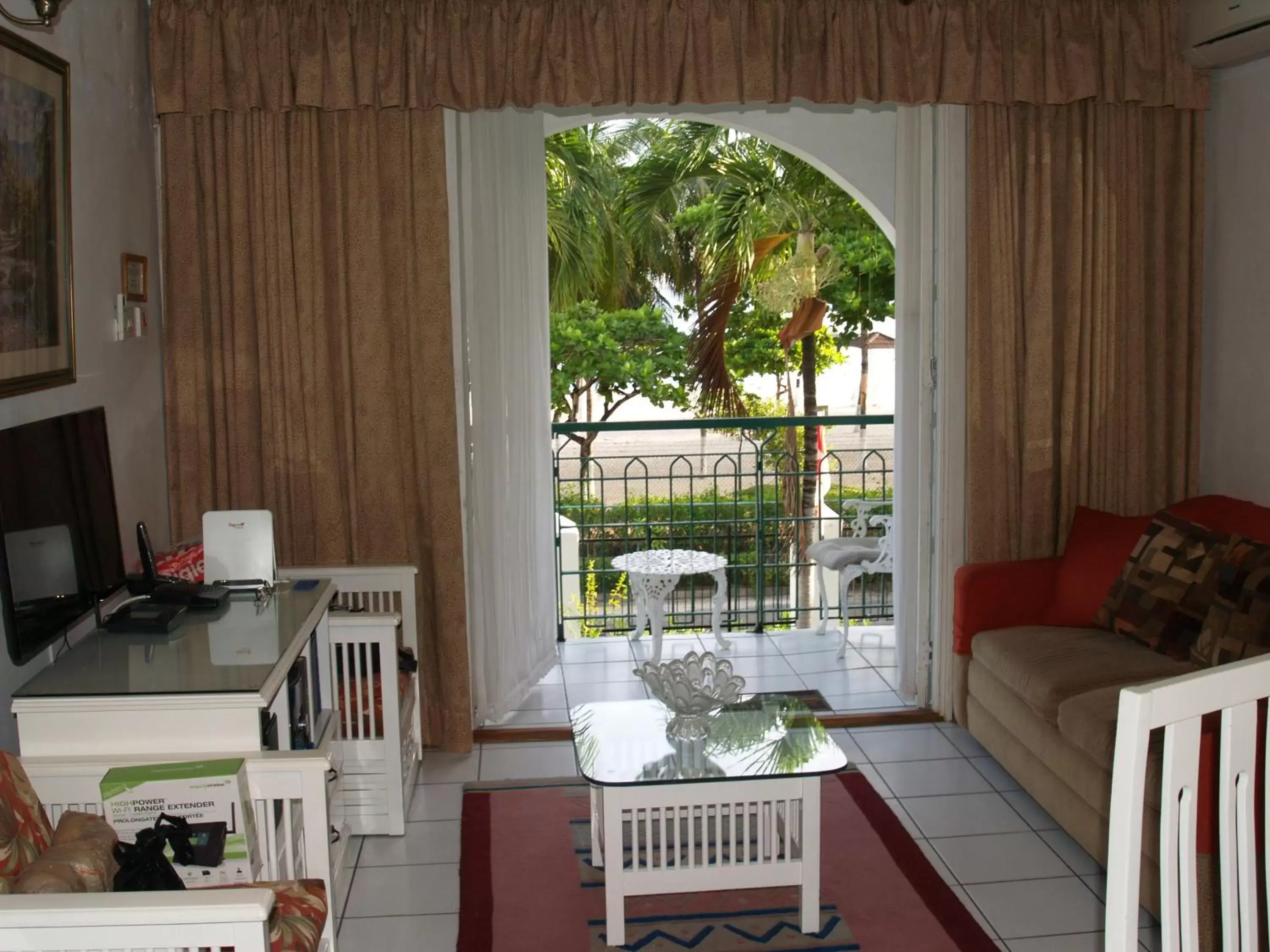 Living room in Sandcastles Resort, Ocho Rios