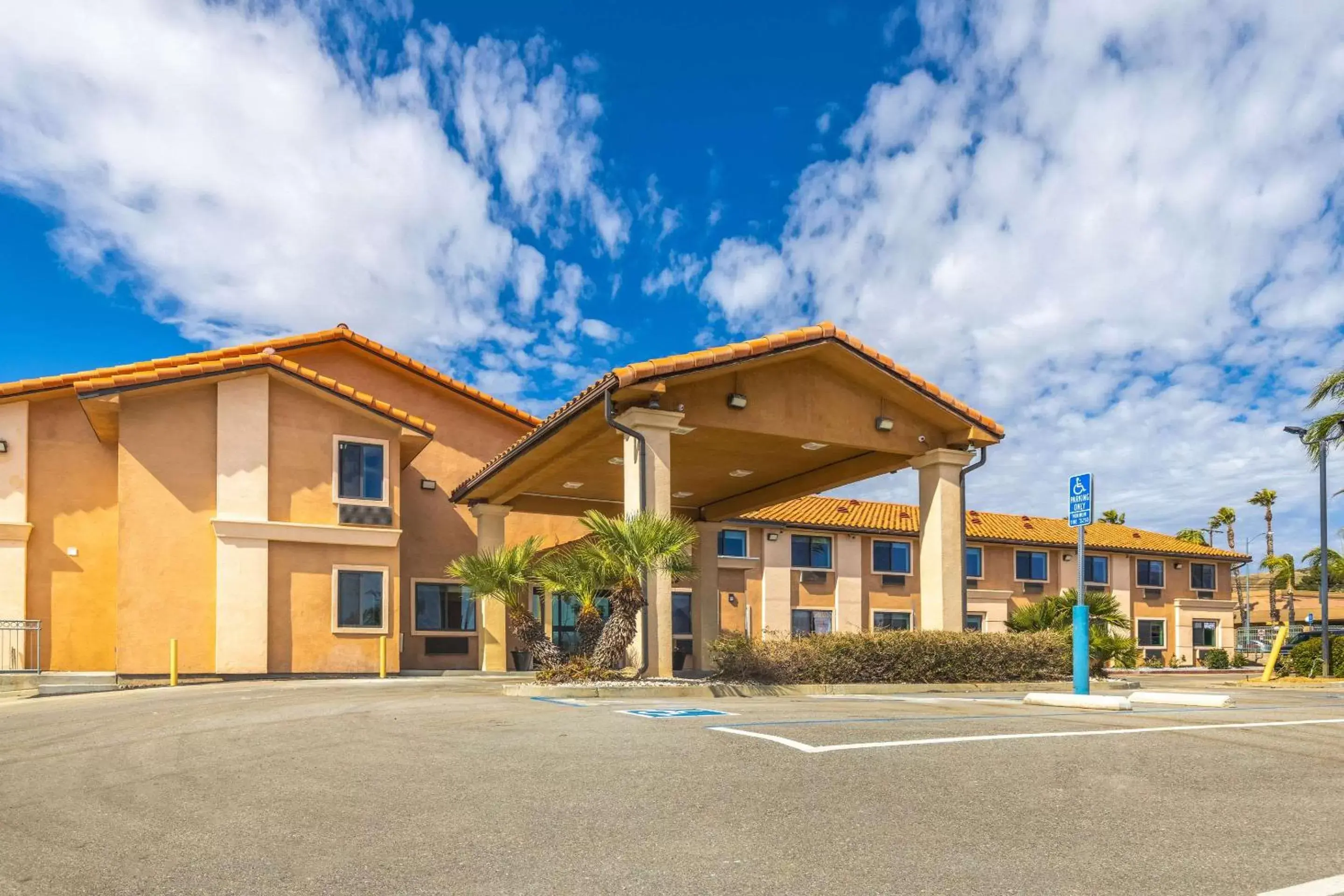 Property Building in Quality Inn Banning I-10