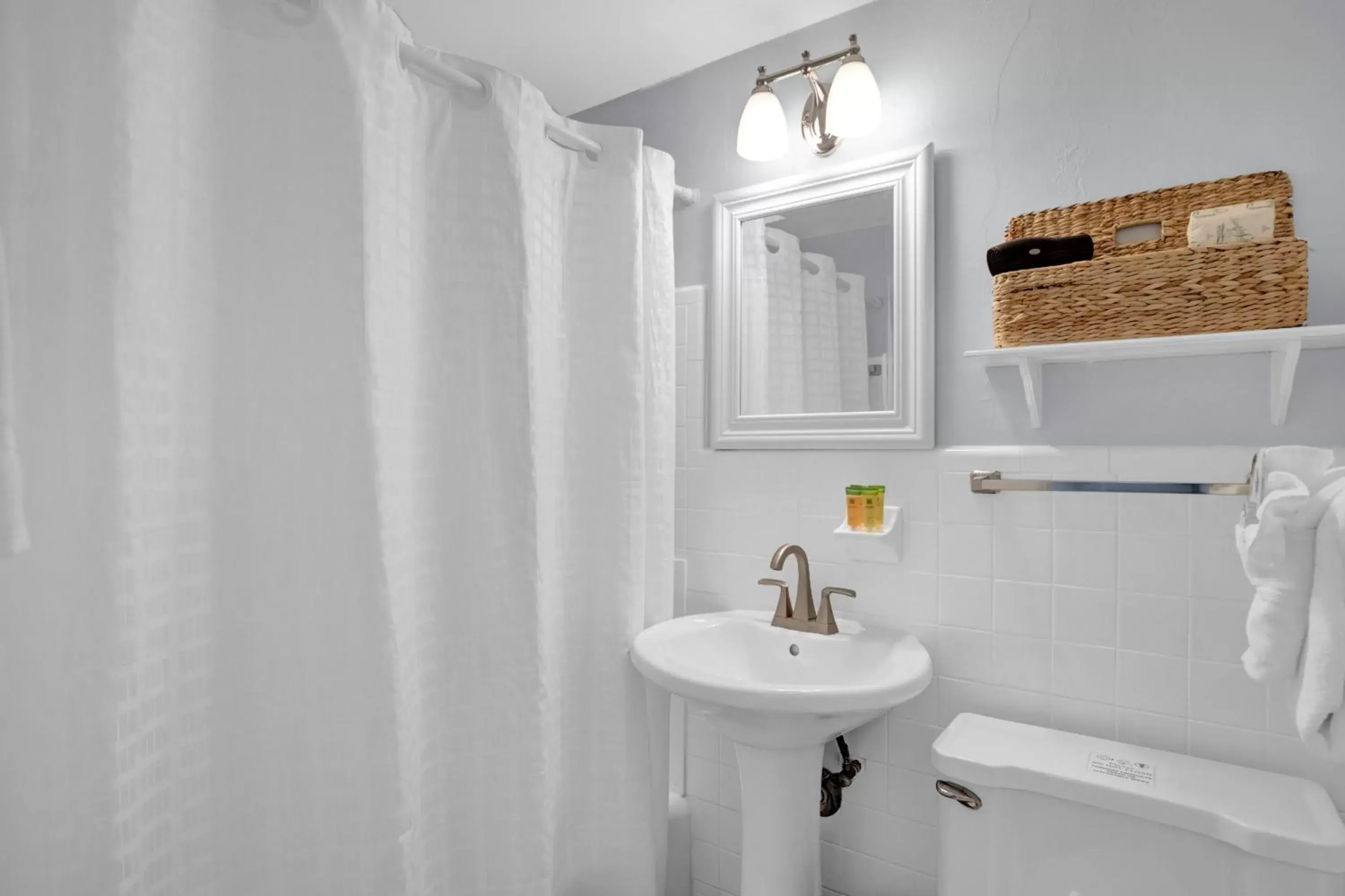 Bathroom in Seascape Resort & Marina