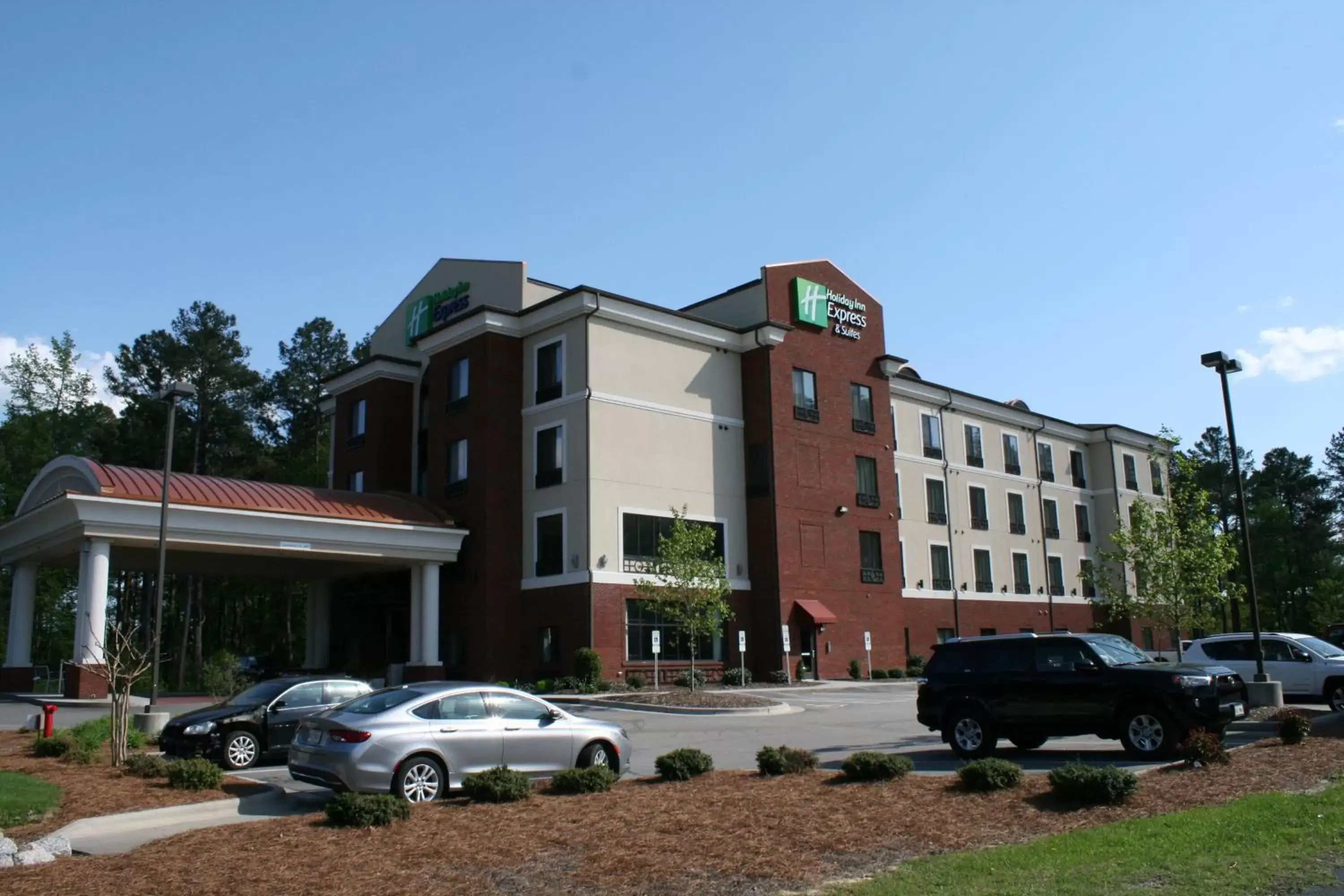 Property Building in Holiday Inn Express Hotels & Suites Rockingham West, an IHG Hotel