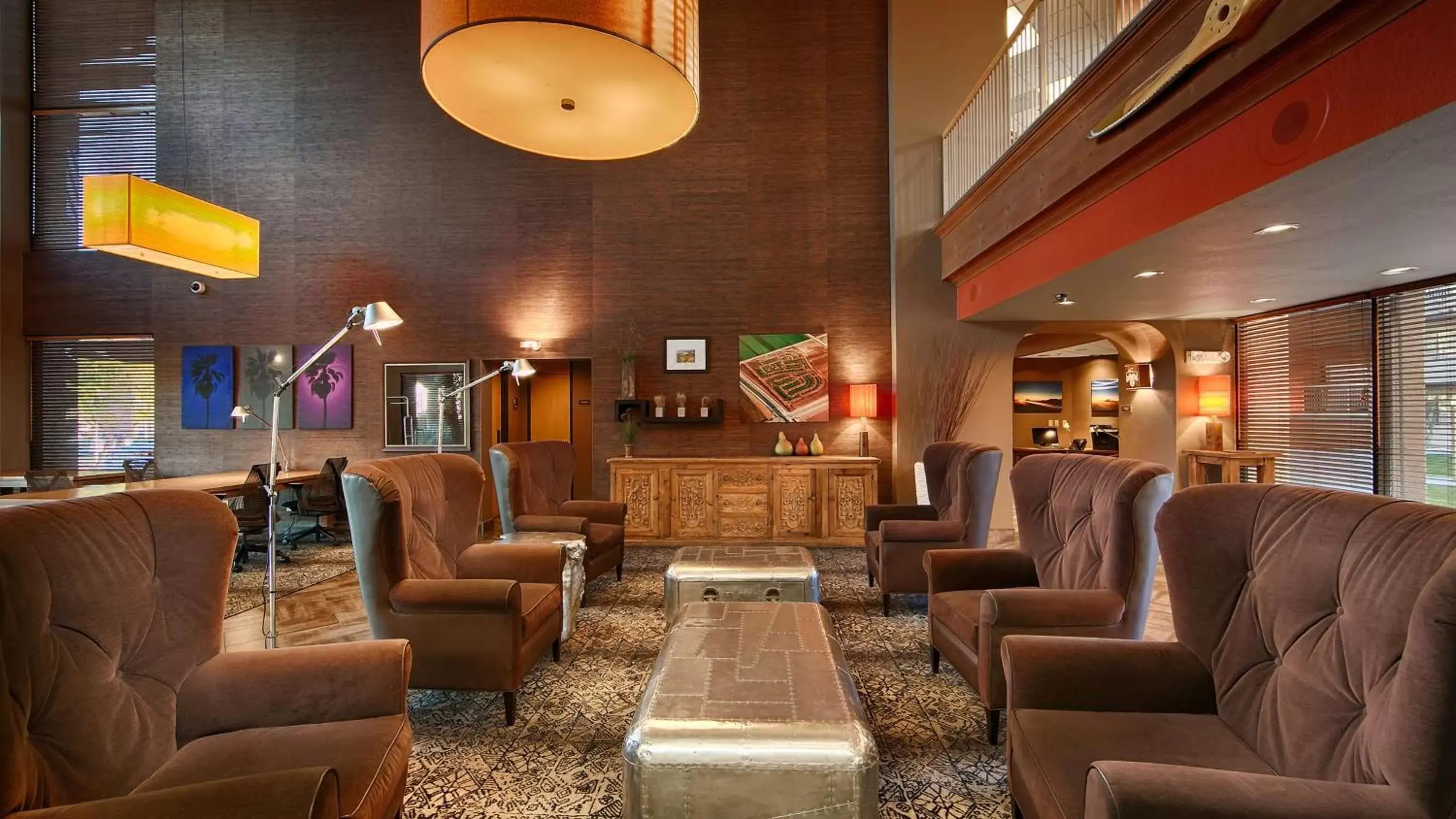 Lobby or reception in Best Western Plus Scottsdale Thunderbird Suites