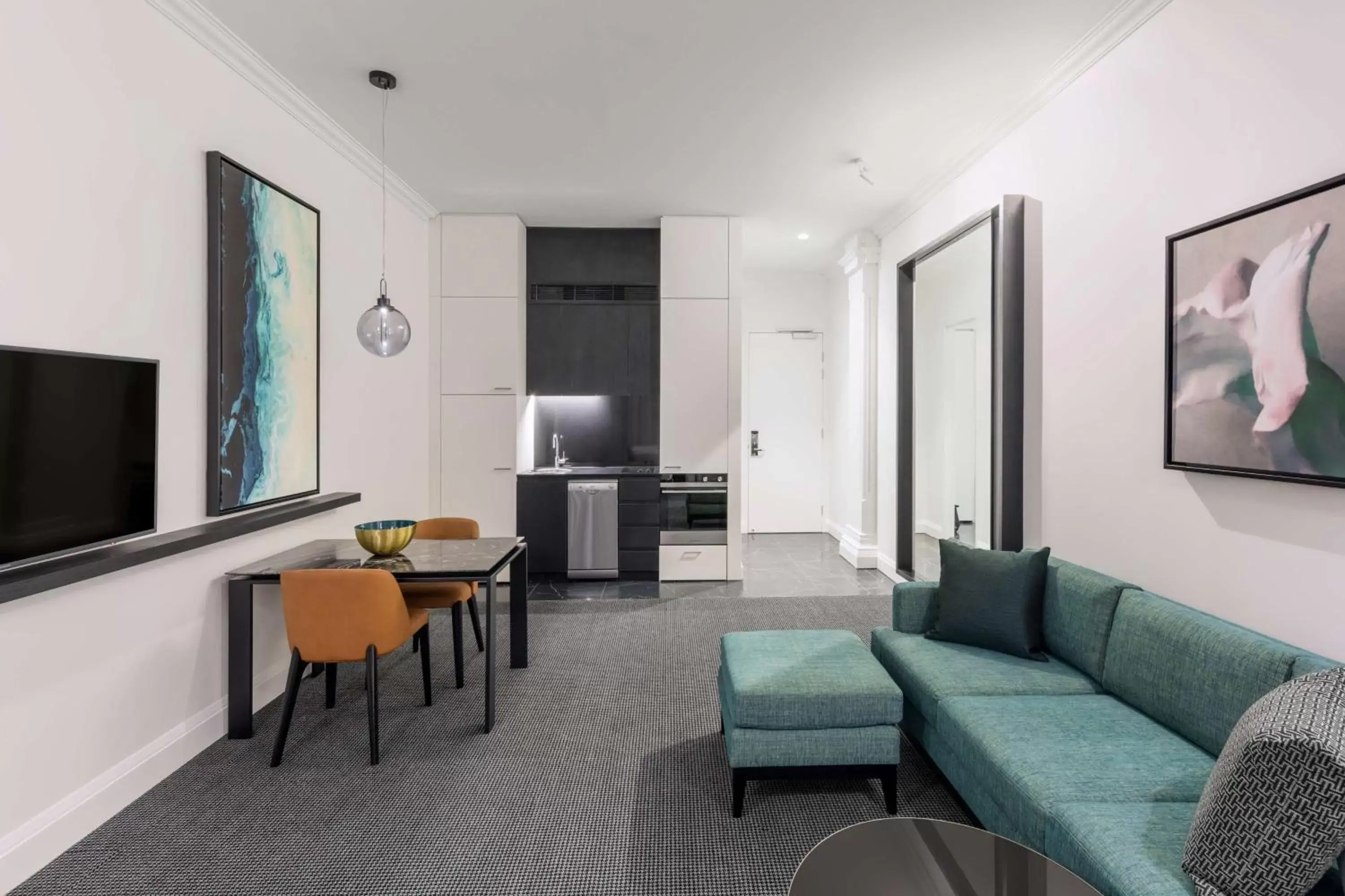 Bedroom, Seating Area in Adina Apartment Hotel Brisbane