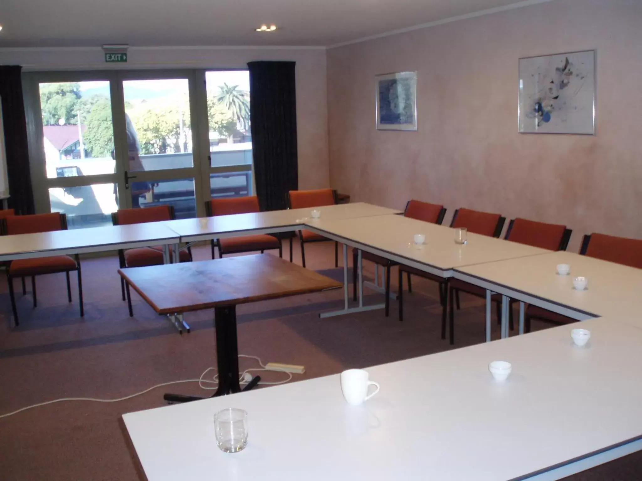 Business facilities, Table Tennis in Fernhill Motor Lodge