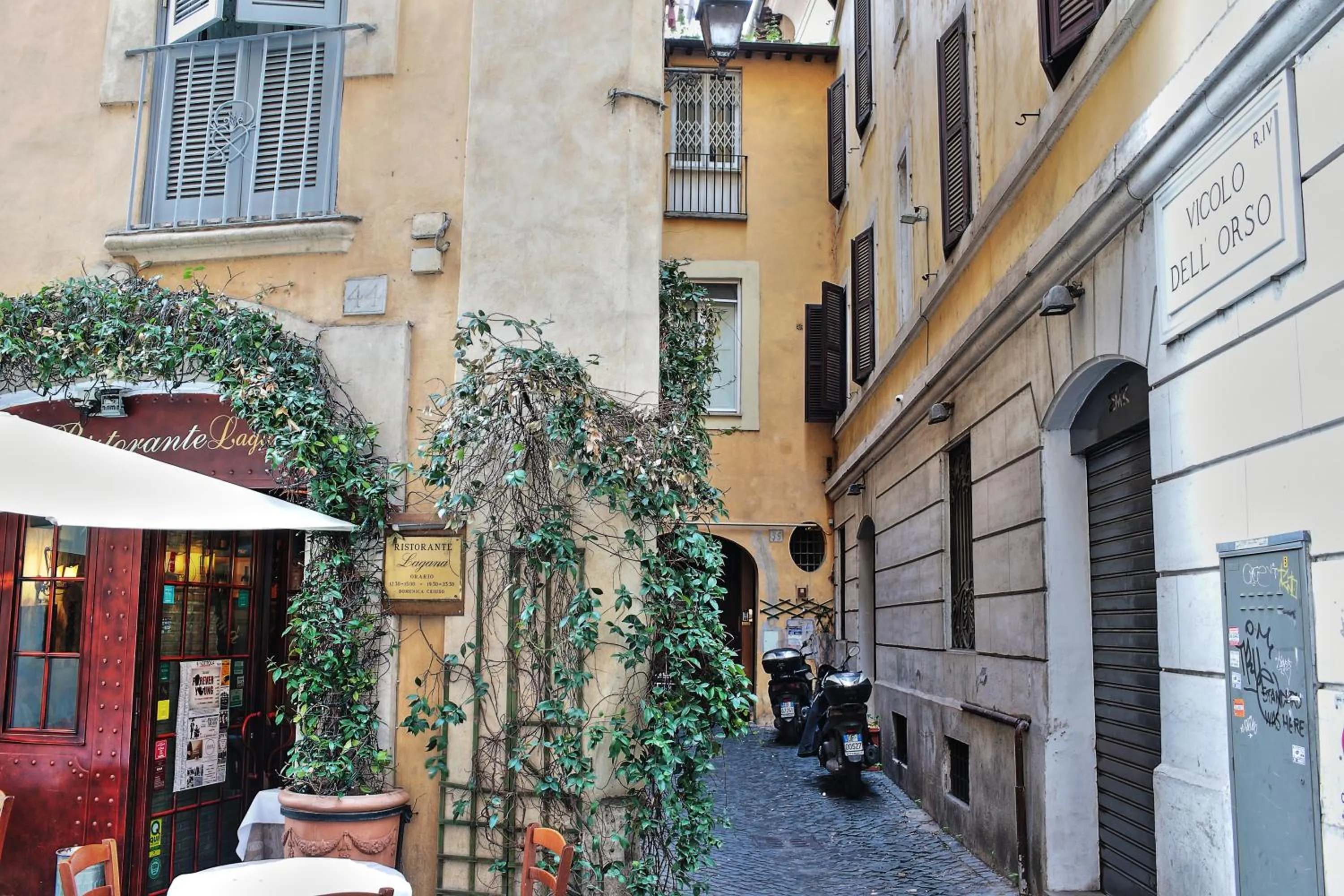 Facade/entrance in Antica Dimora dell'Orso