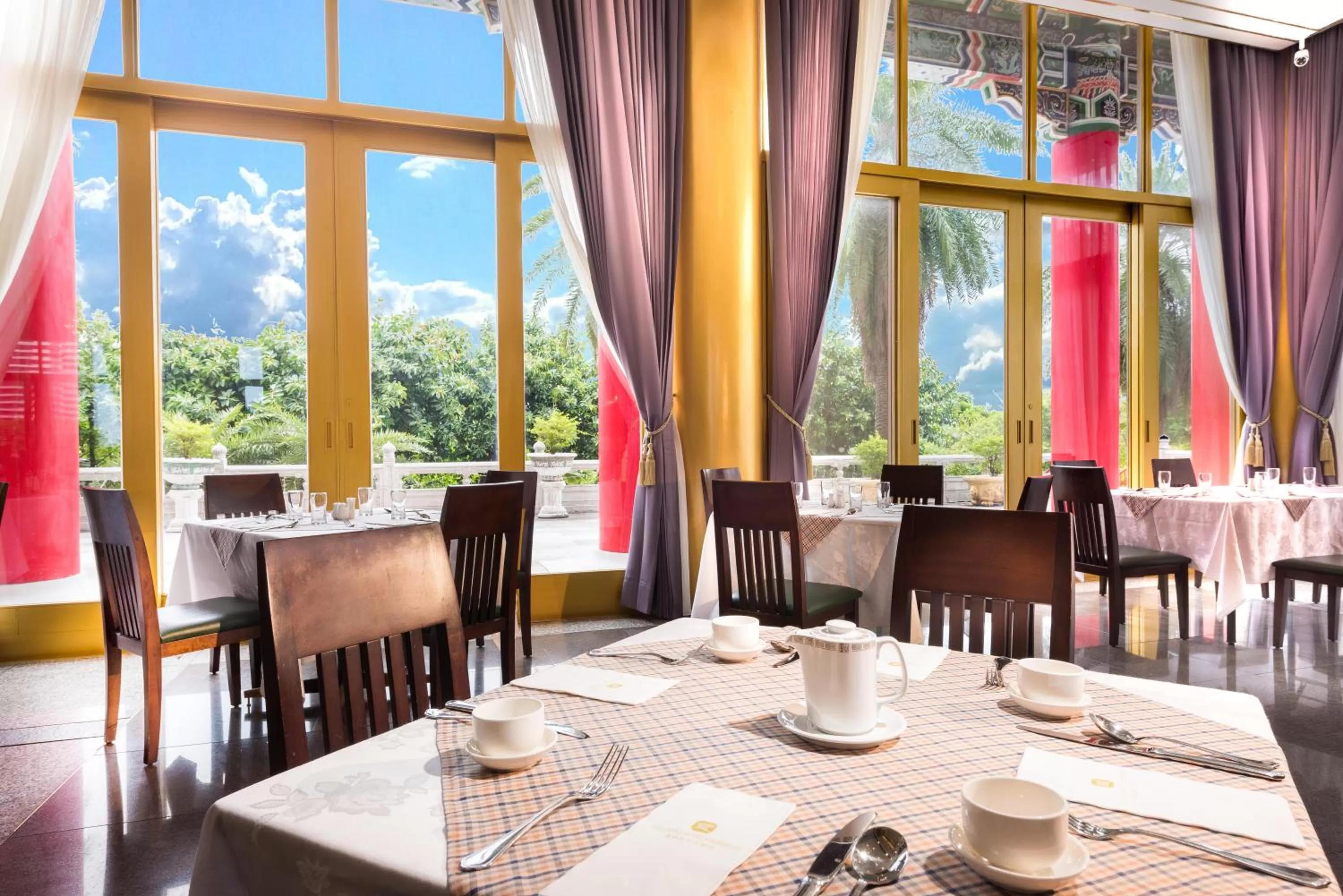 Restaurant/places to eat in The Grand Hotel Kaohsiung