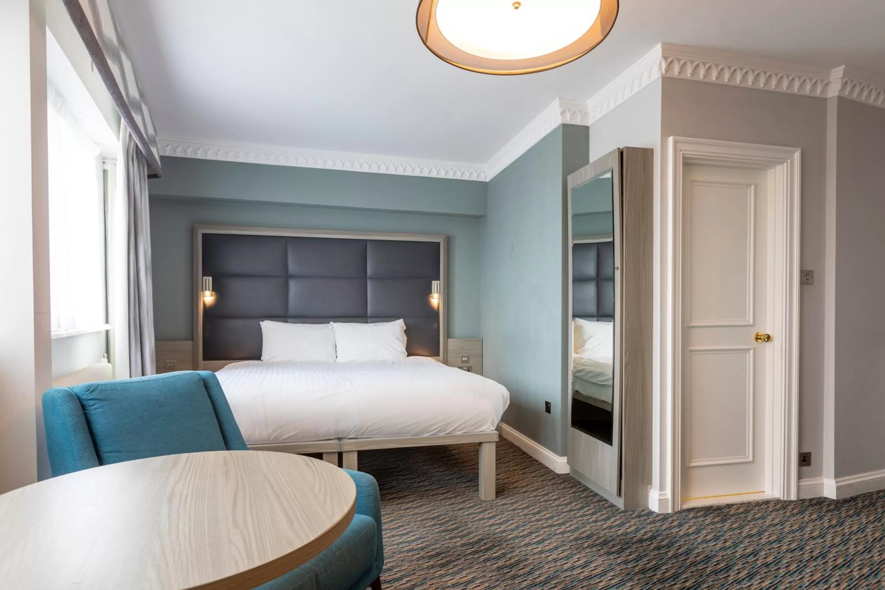 Bed in Birmingham Strathallan Hotel, BW Signature Collection