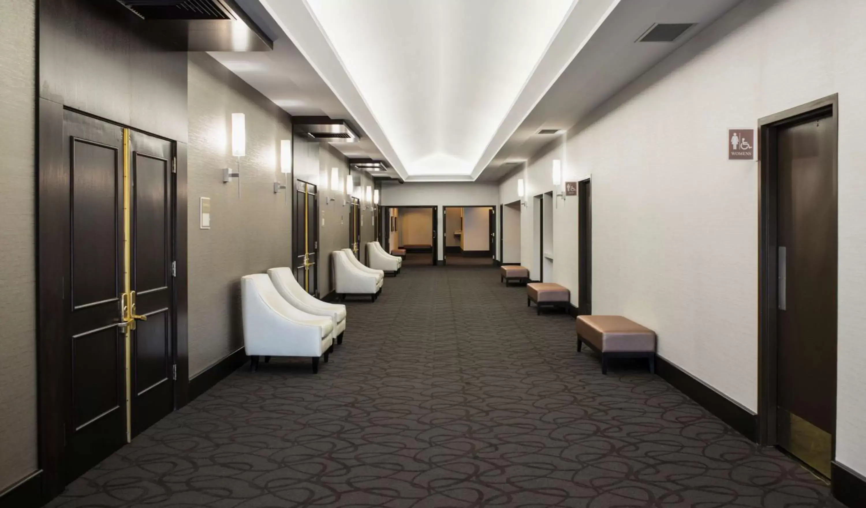 Meeting/conference room in Hilton Winnipeg Airport Suites