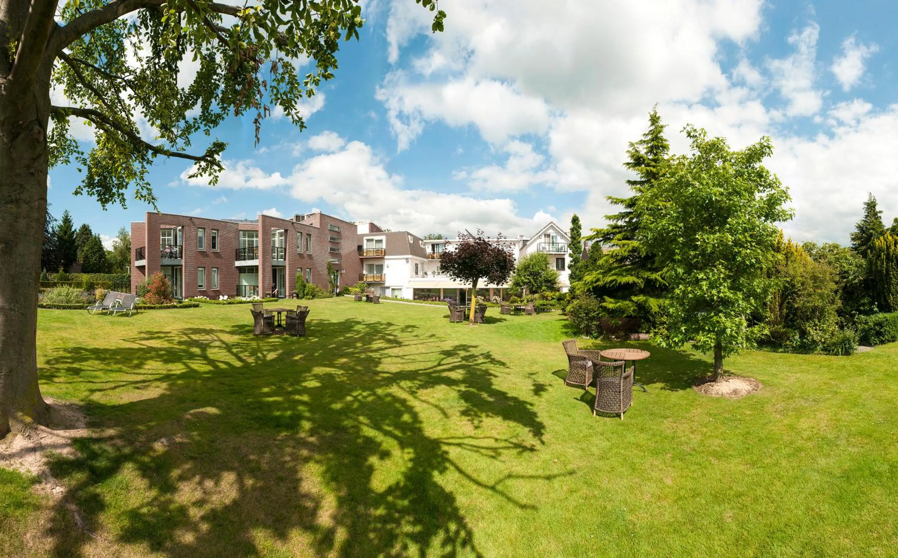 Facade/entrance in Hotel Creusen