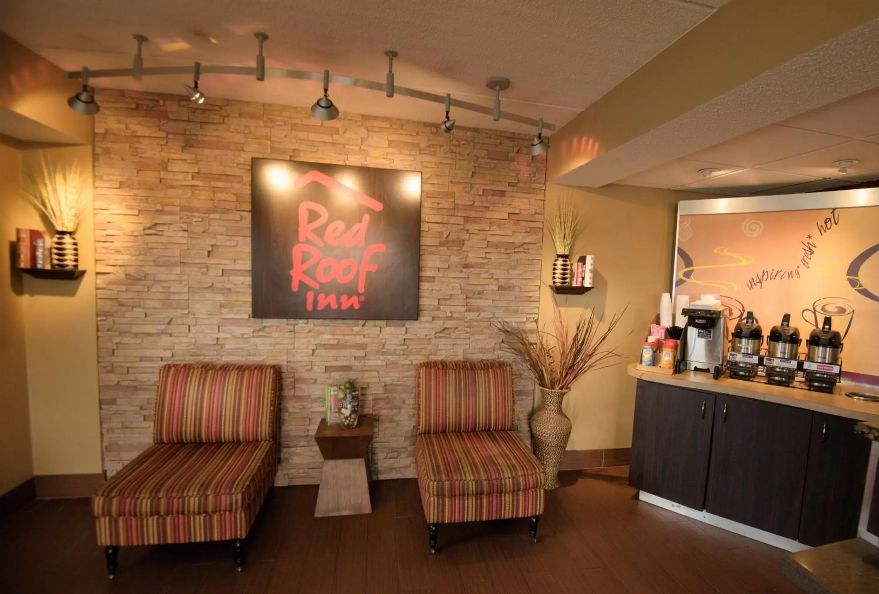 Lobby or reception in Red Roof Inn Lafayette, LA