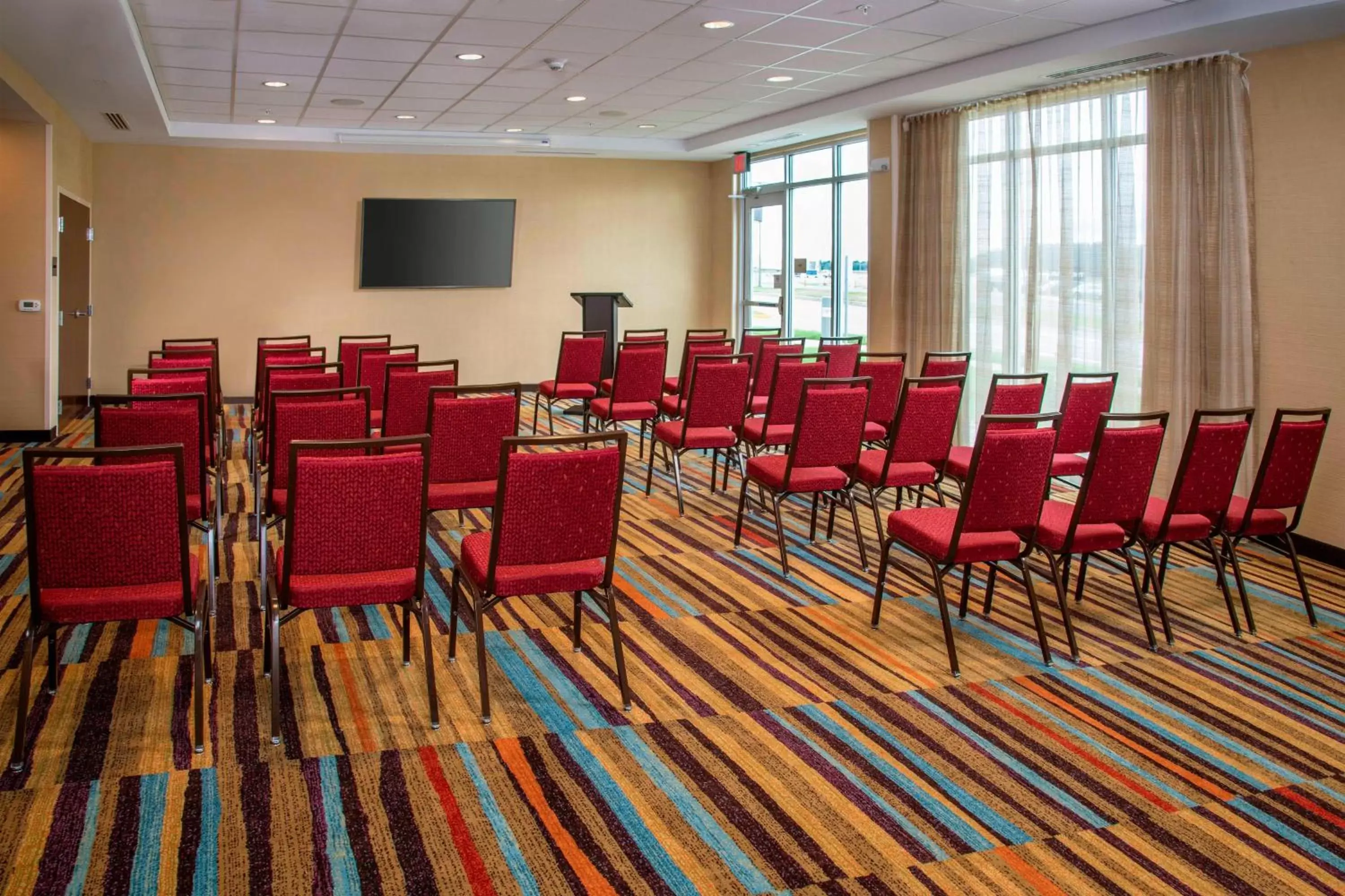 Meeting/conference room in Fairfield Inn & Suites by Marriott Harrisburg International Airport