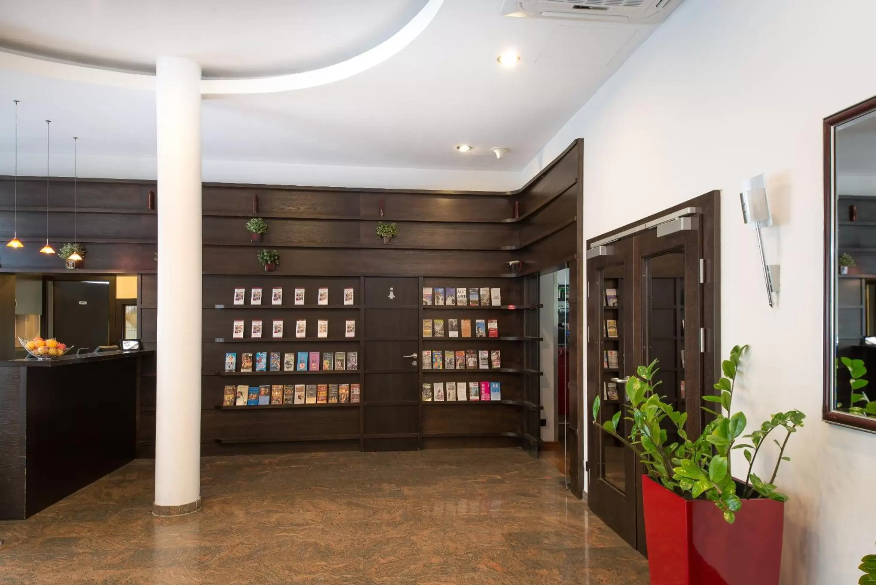 Lobby or reception in Hotel Boltzmann Lobby or reception in Hotel Boltzmann