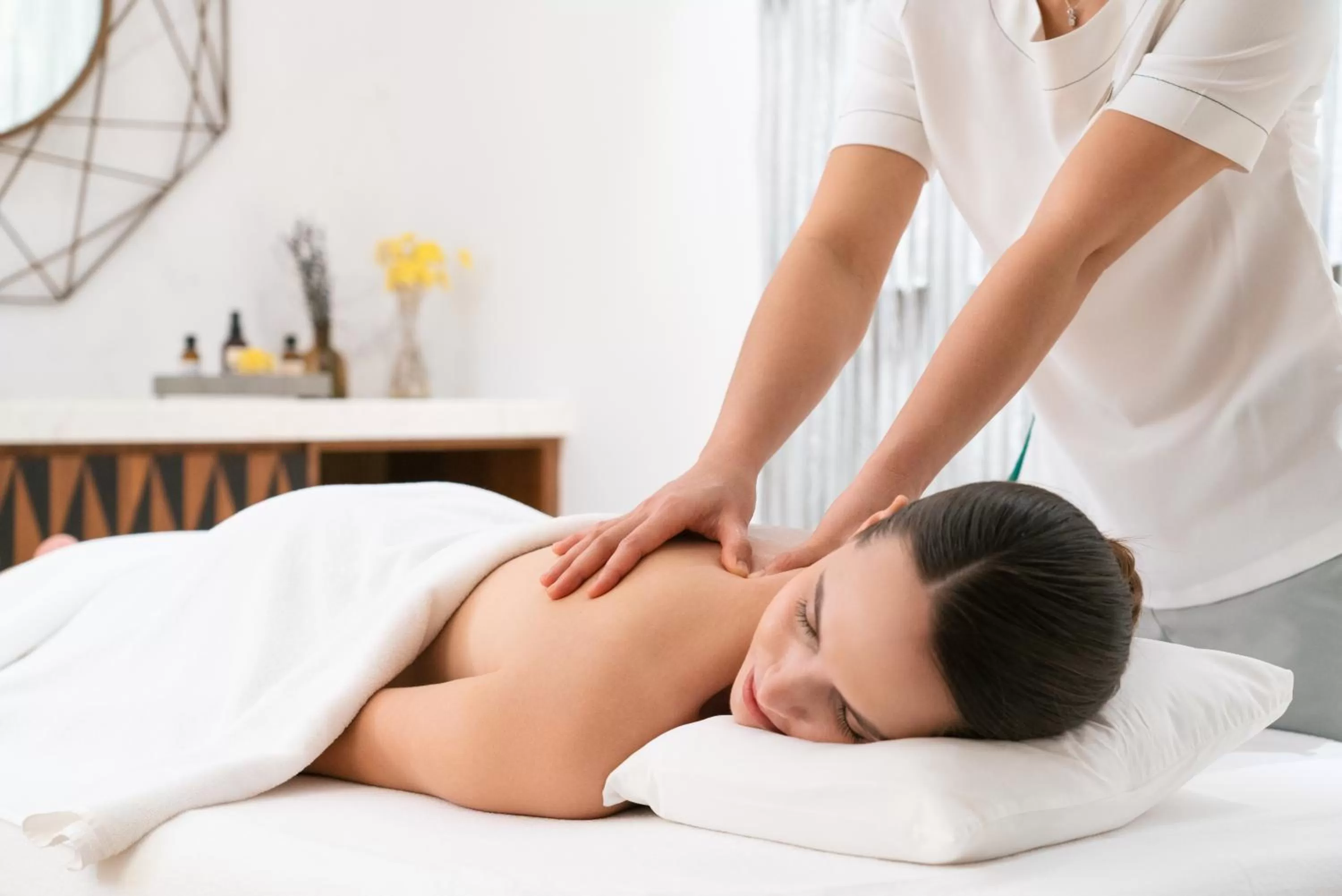 Massage in Sofitel Dubai The Obelisk