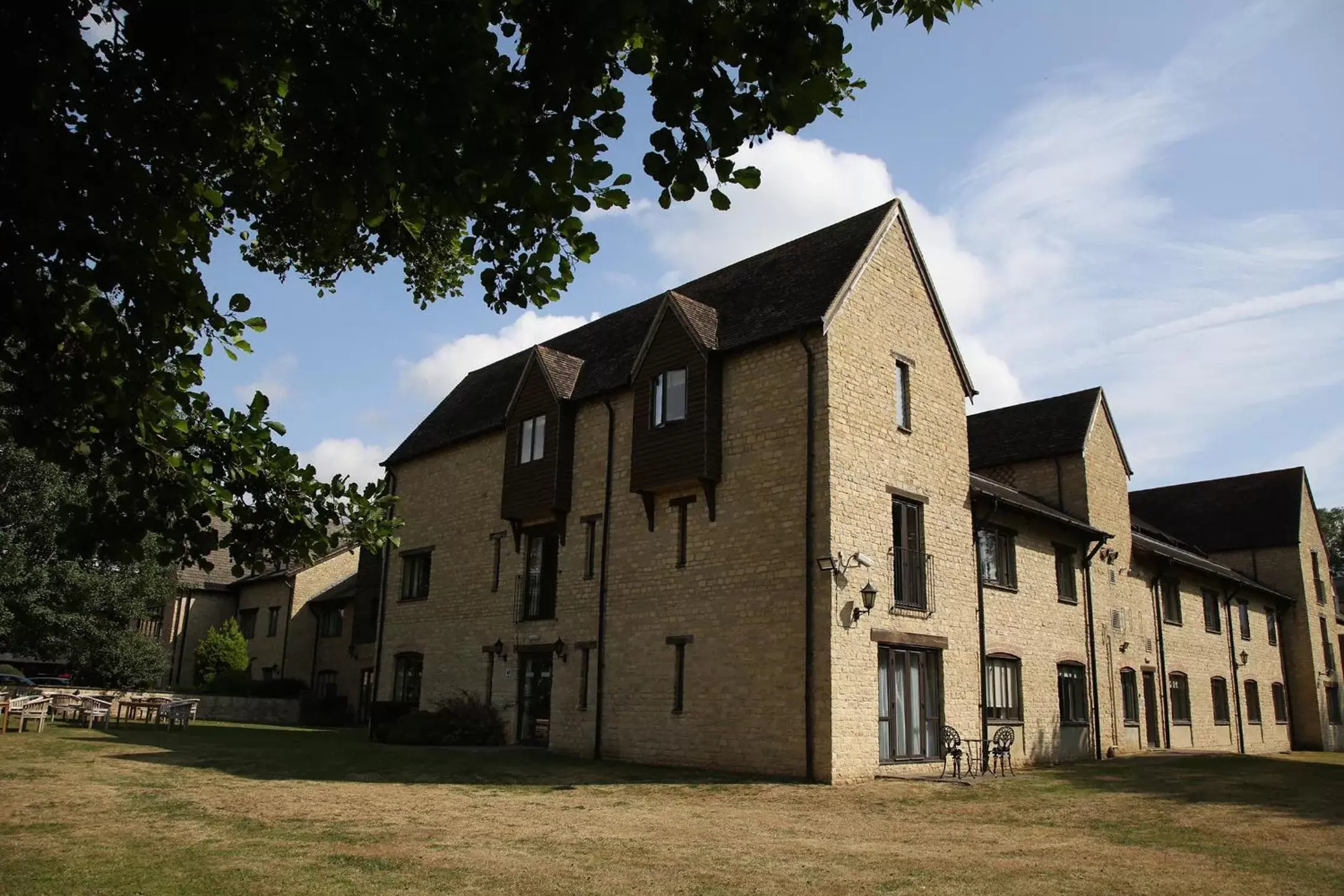 Property Building in voco - Oxford Spires, an IHG Hotel