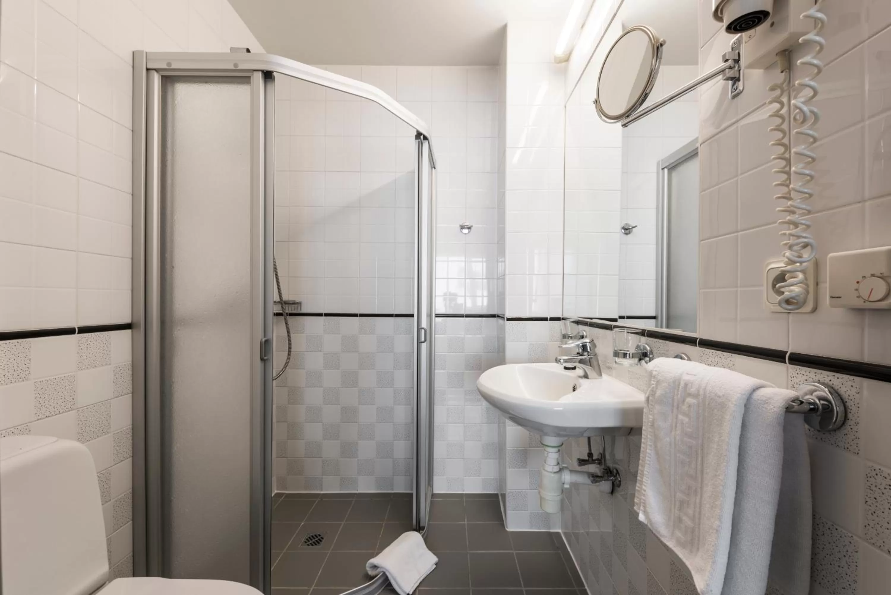 Shower in BEST BALTIC Kaunas