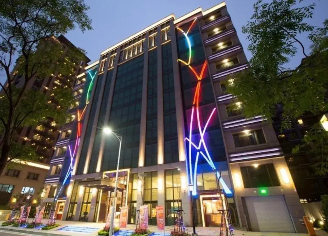 Property Building in Happiness Inn Xinzhuang