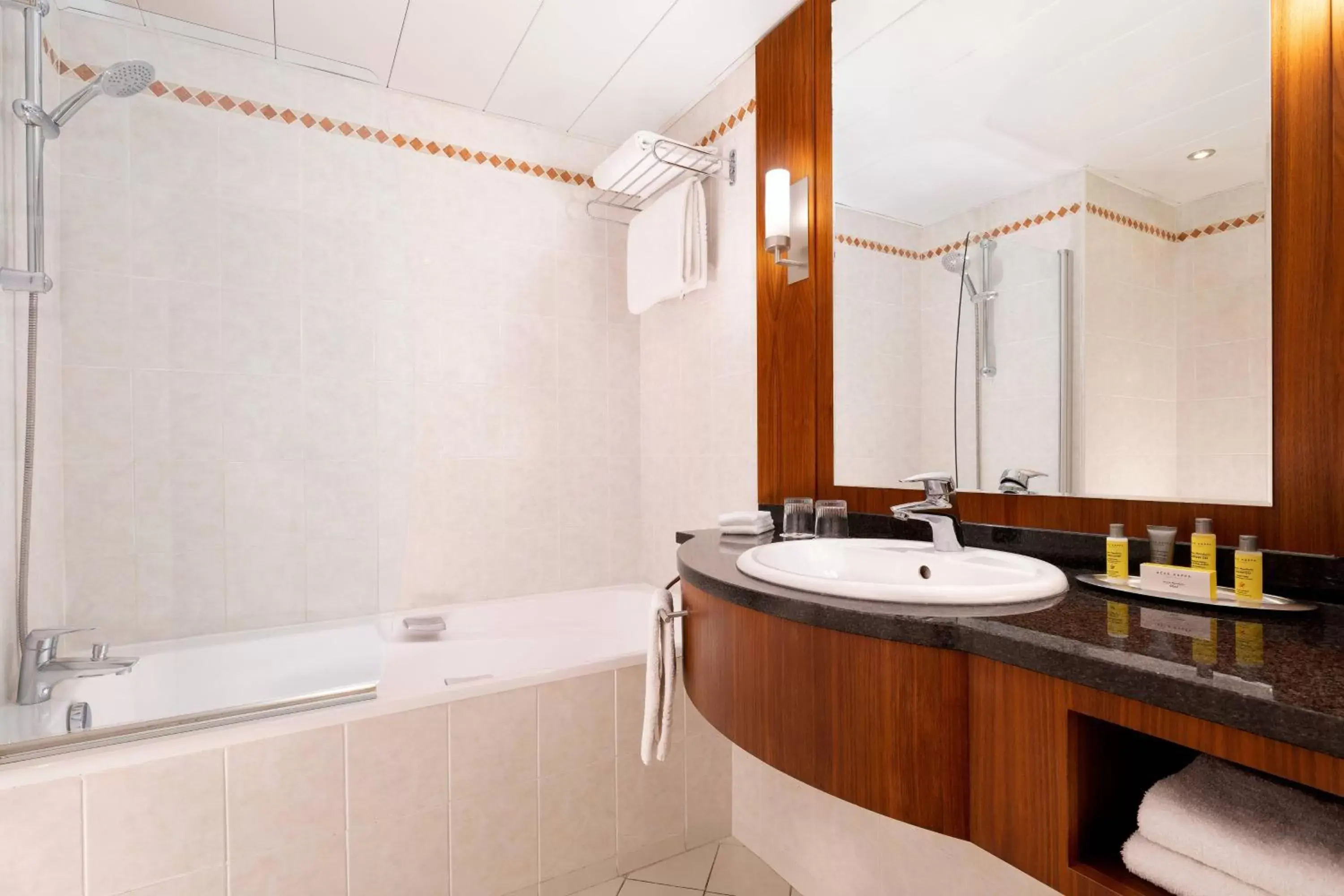 Bathroom in Riviera Marriott Hotel La Porte De Monaco