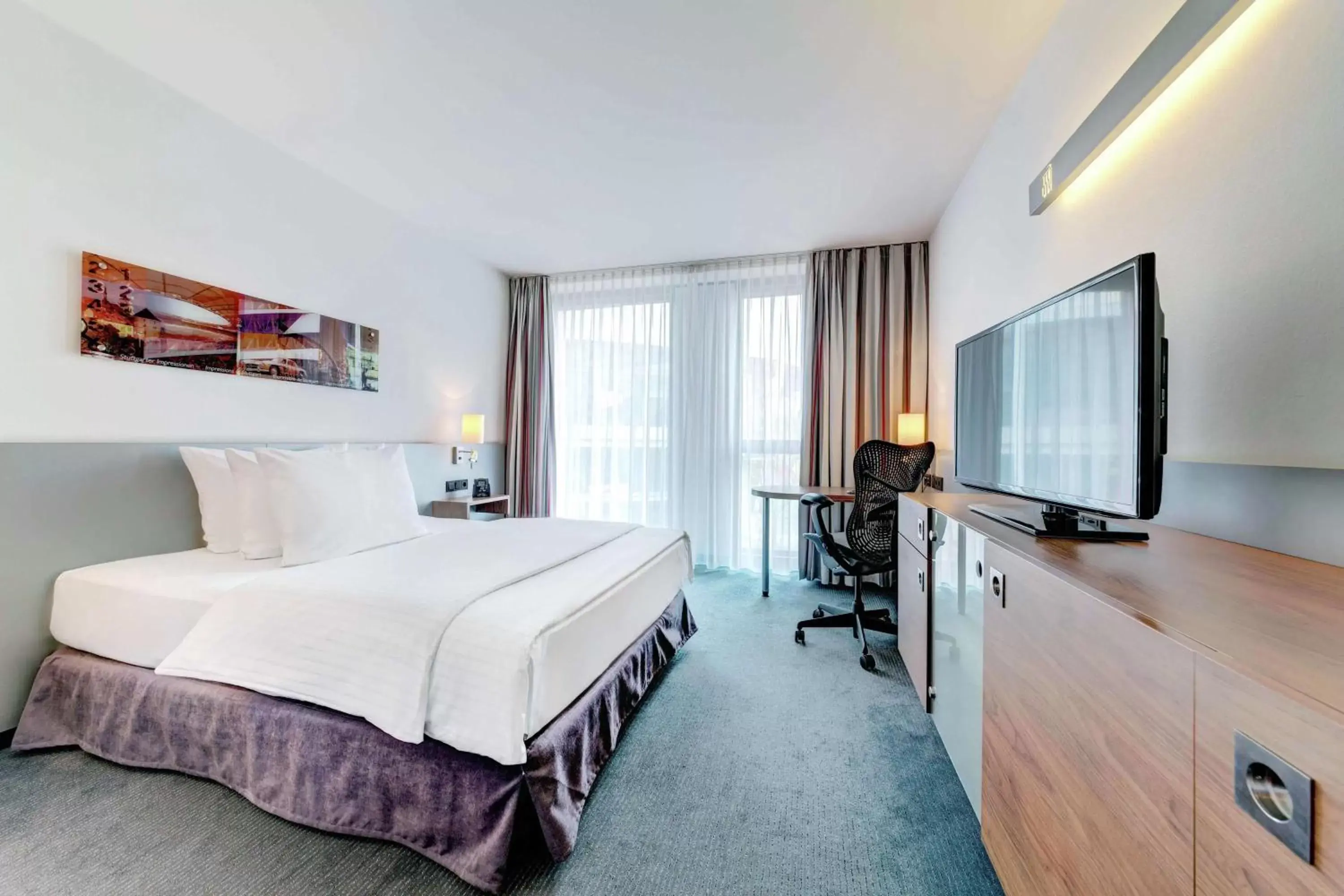 Bedroom in Hilton Garden Inn Stuttgart NeckarPark