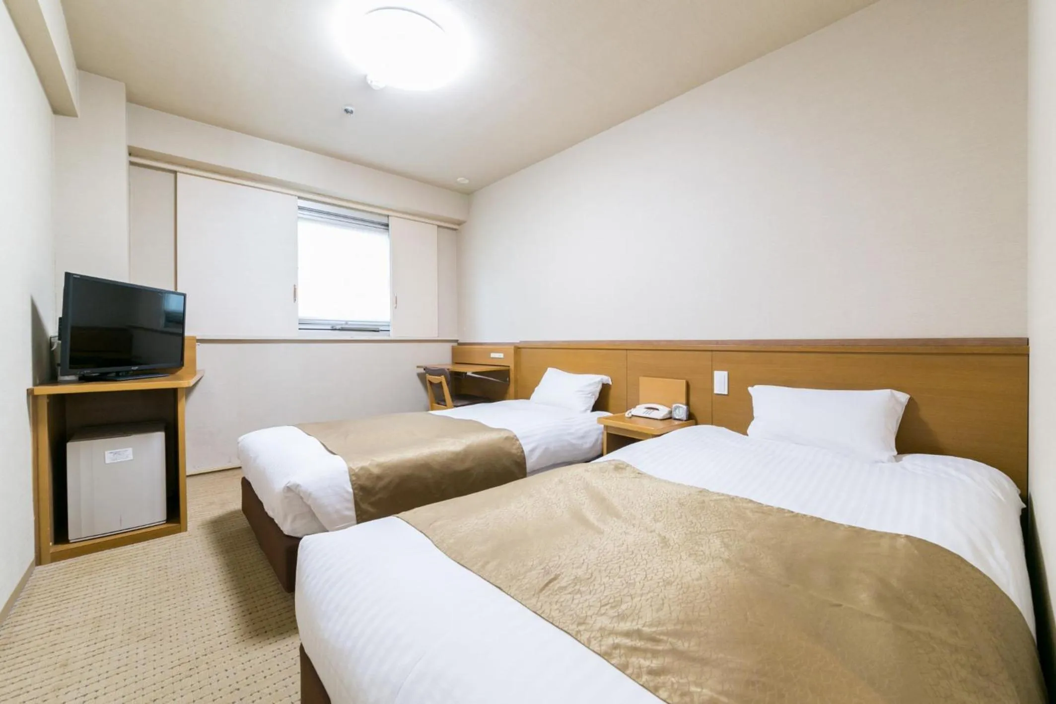 Bed in Pearl Hotel Ryogoku