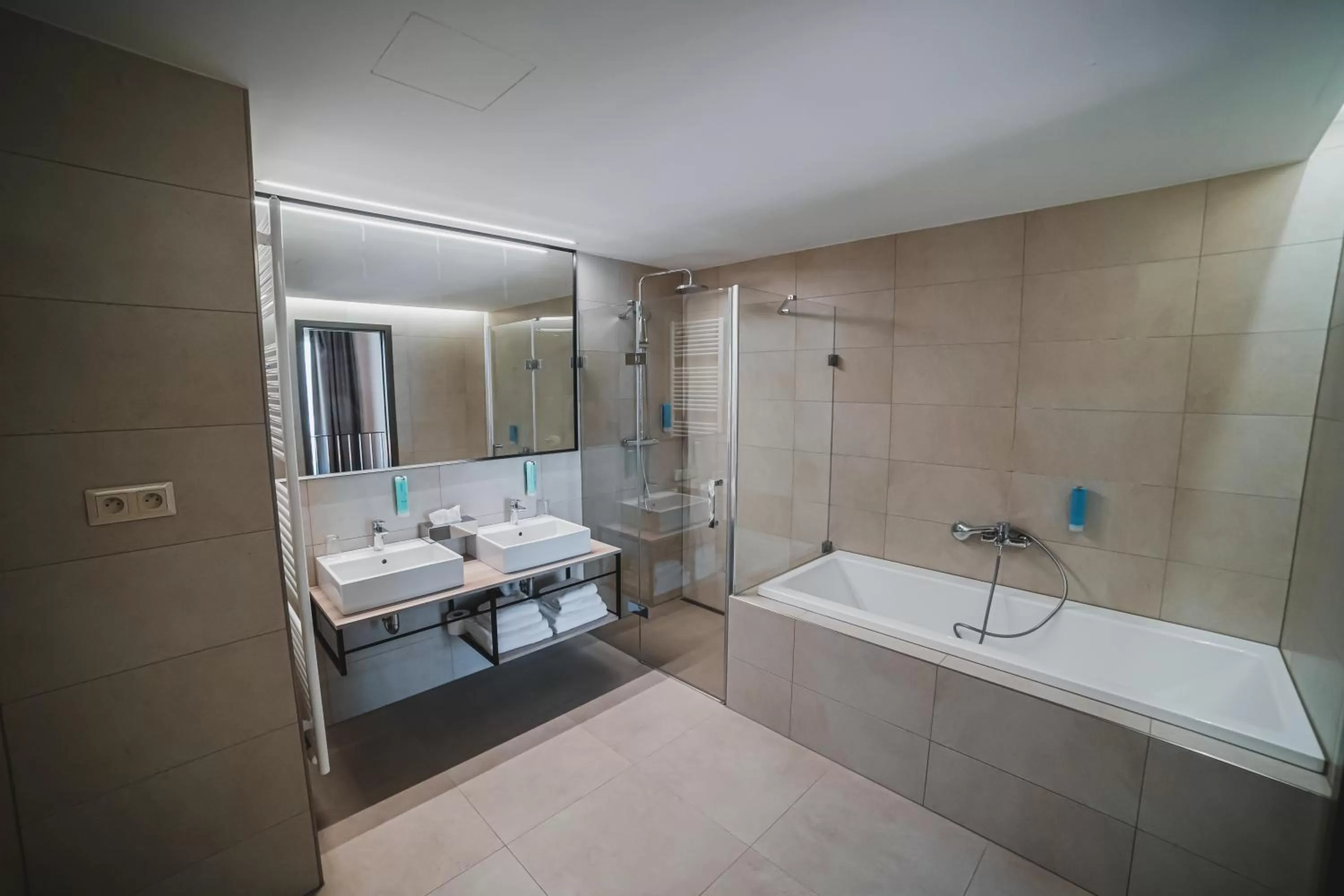 Bathroom in Avenue Pallova 28