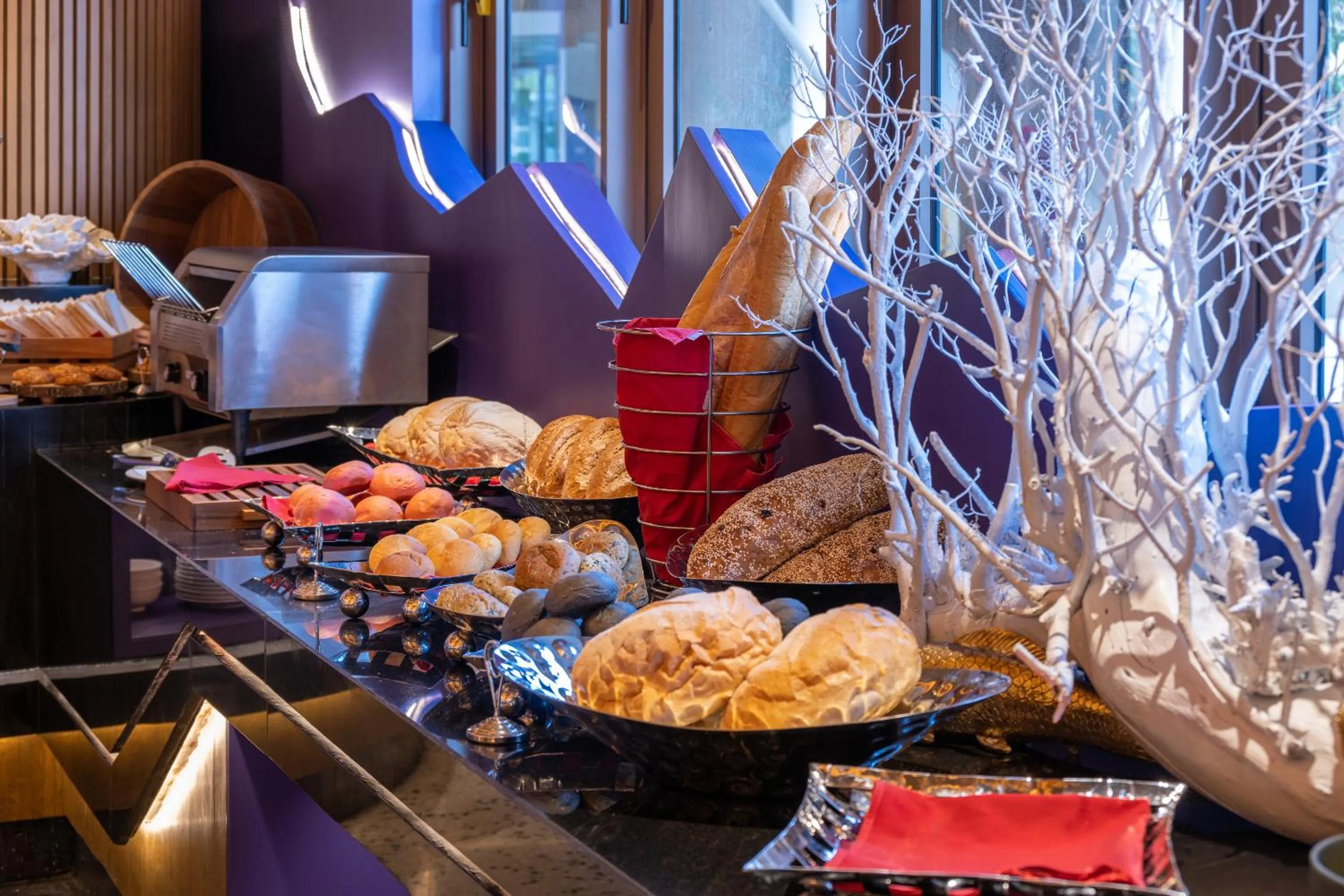 Breakfast in Metadee Concept Hotel