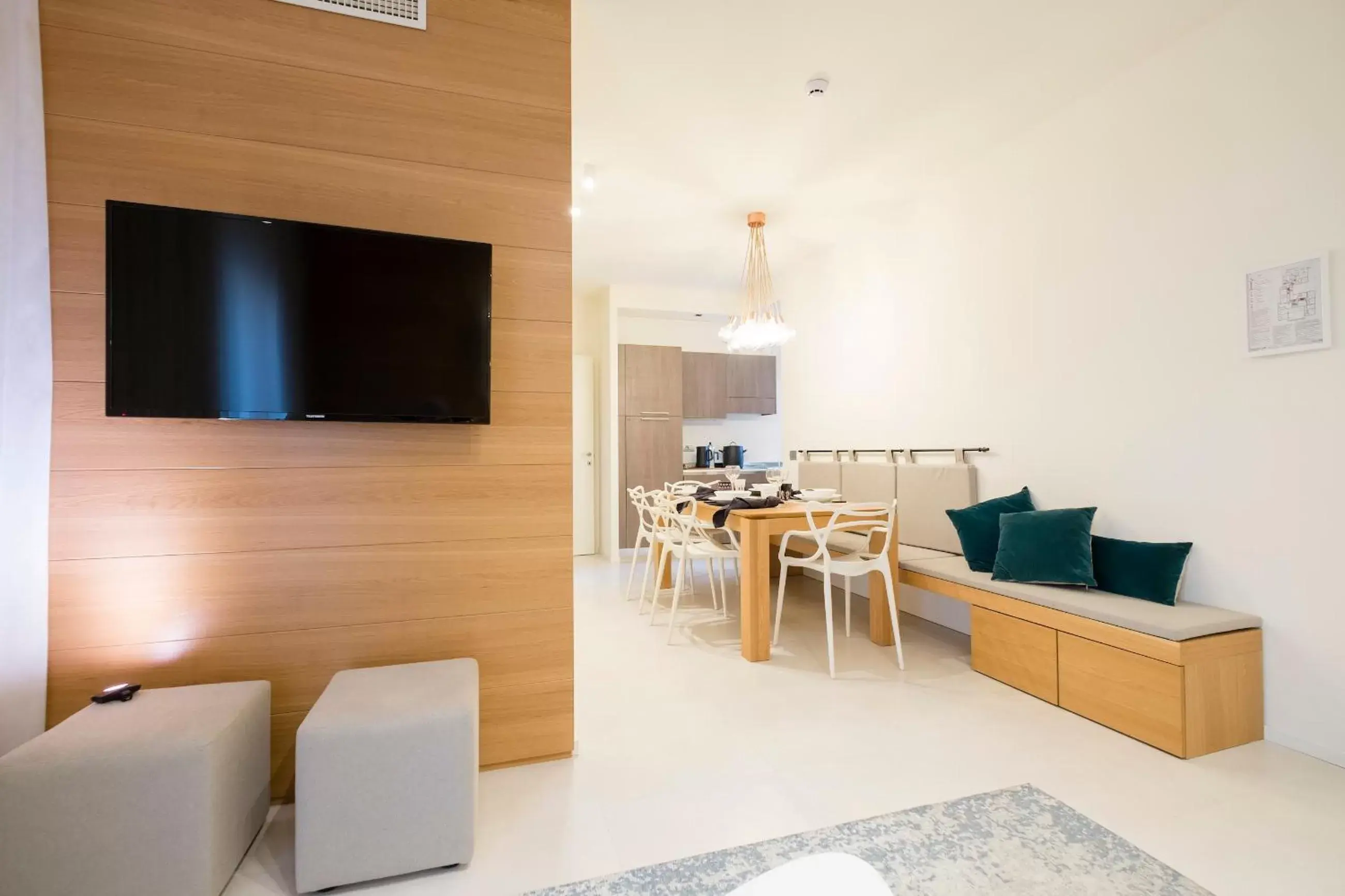 Living room, TV/Entertainment Center in Metropol Ceccarini Suite