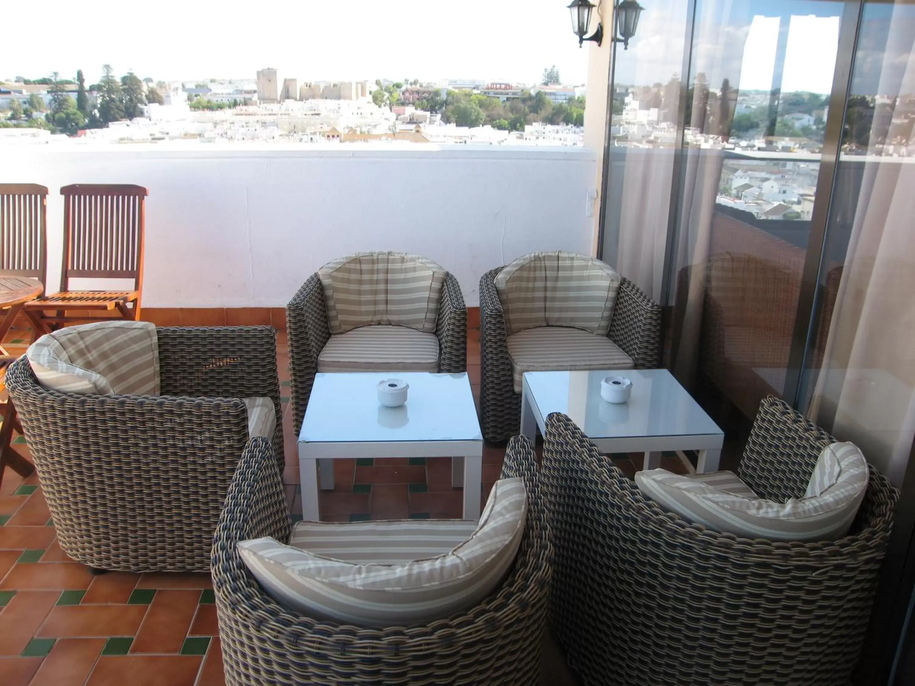 View (from property/room), Seating Area in Hotel Guadalquivir