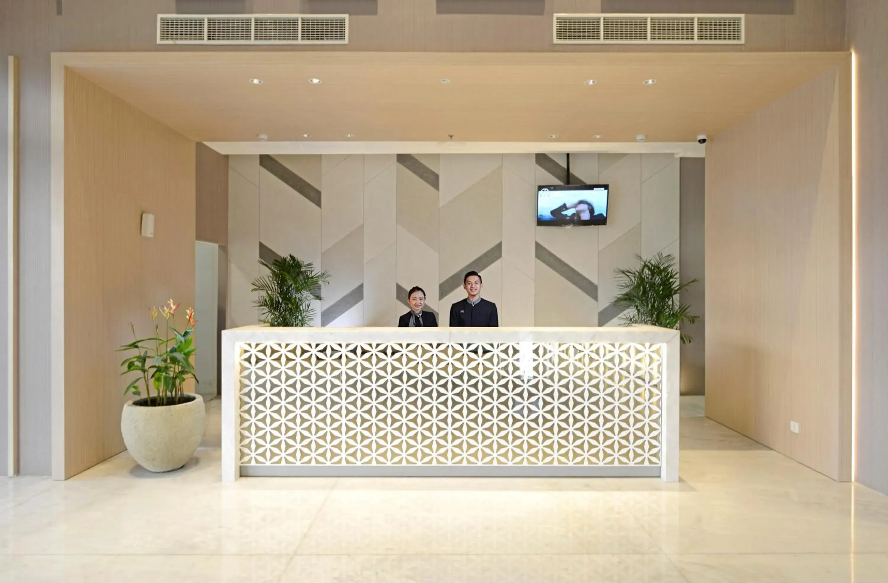Lobby or reception, Lobby/Reception in Midtown Residence Marvell City Surabaya