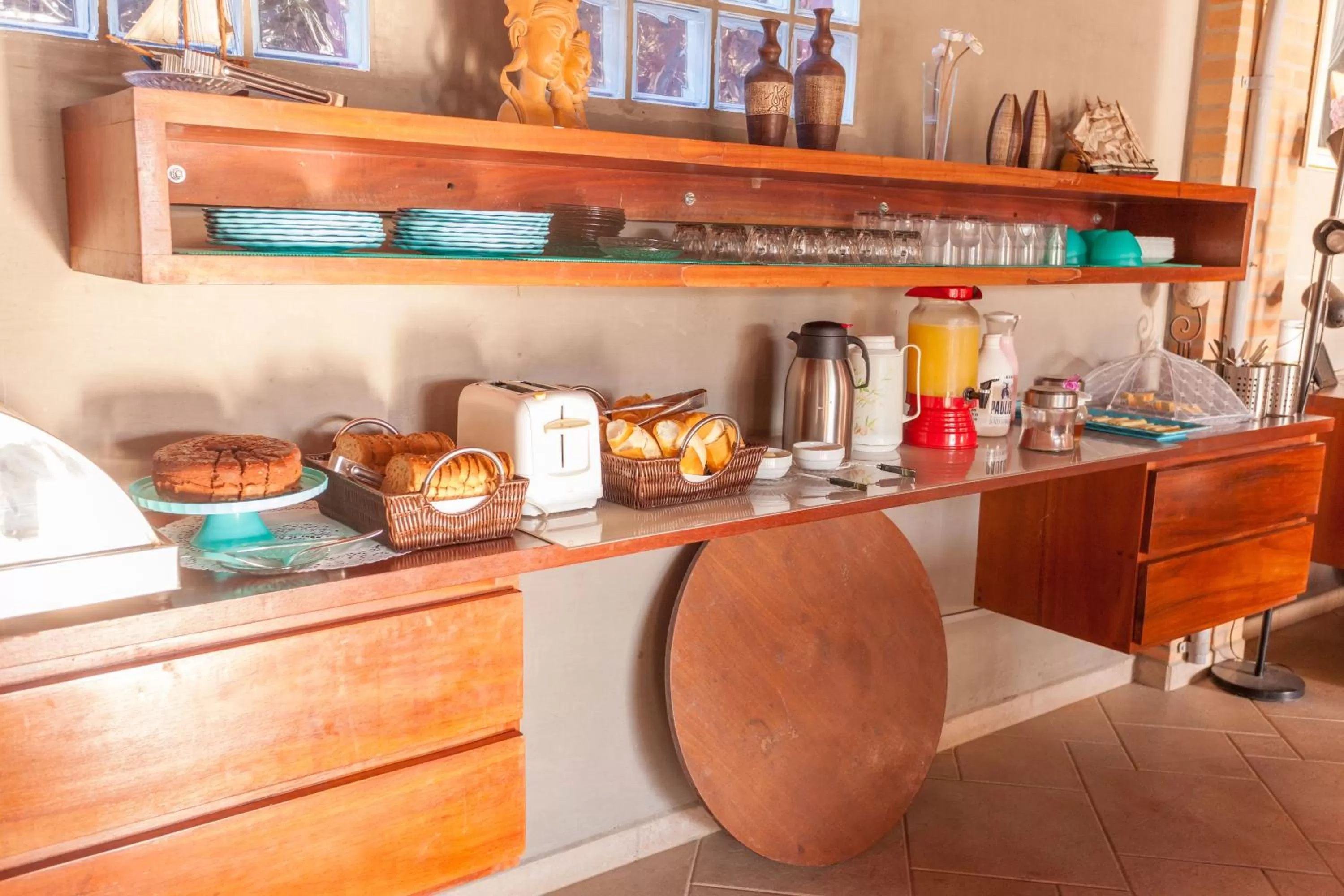 Continental breakfast in Ubatuba Ecologic Pousada