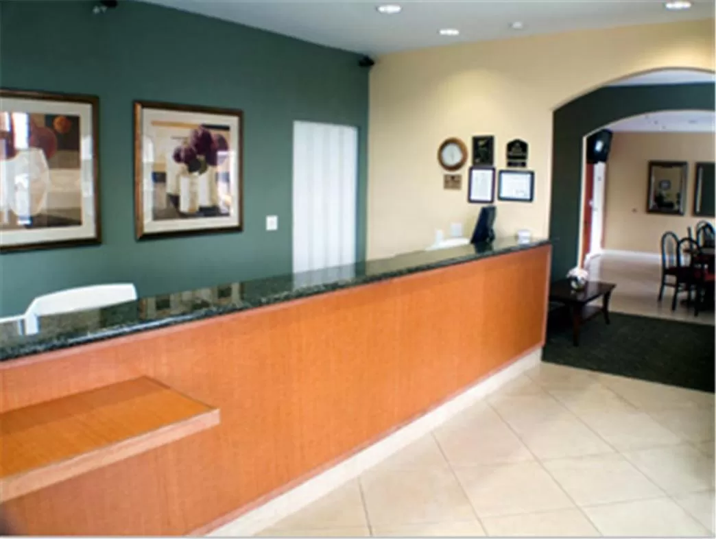 Lobby or reception in Pleasant Inn